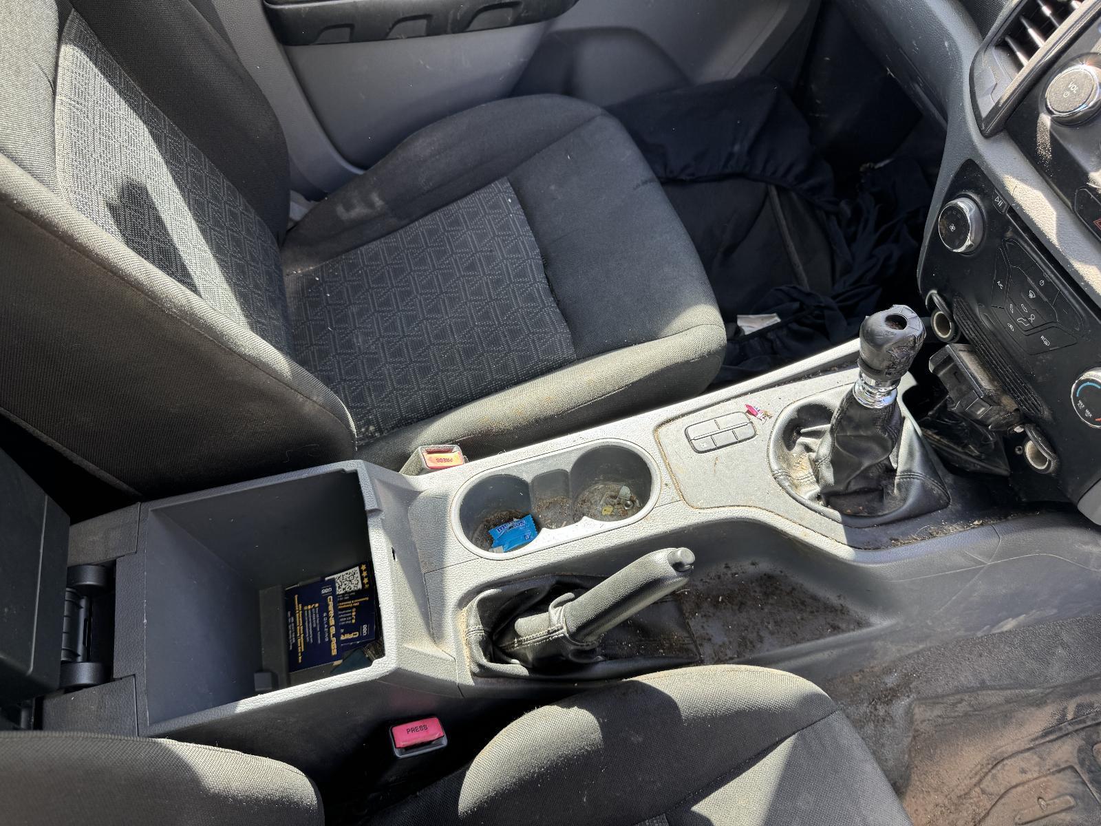 View Auto part Console FORD RANGER 2015
