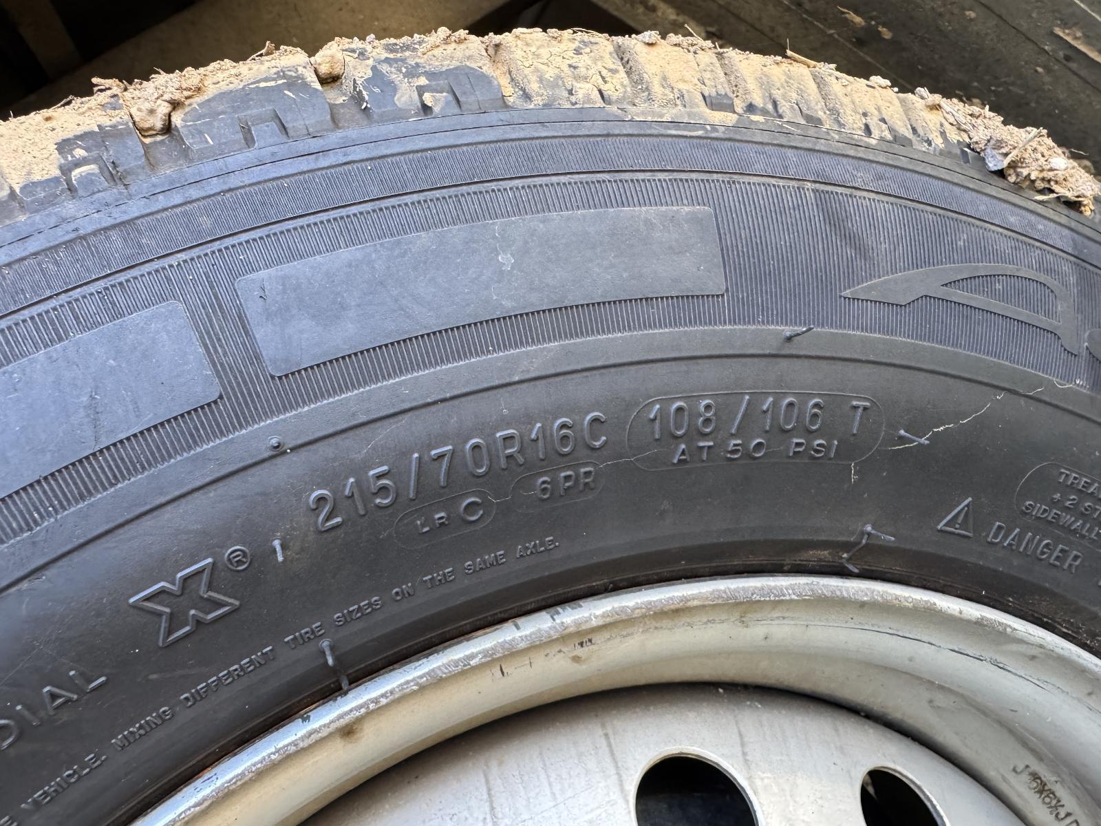 View Auto part Tyre FORD RANGER 2015