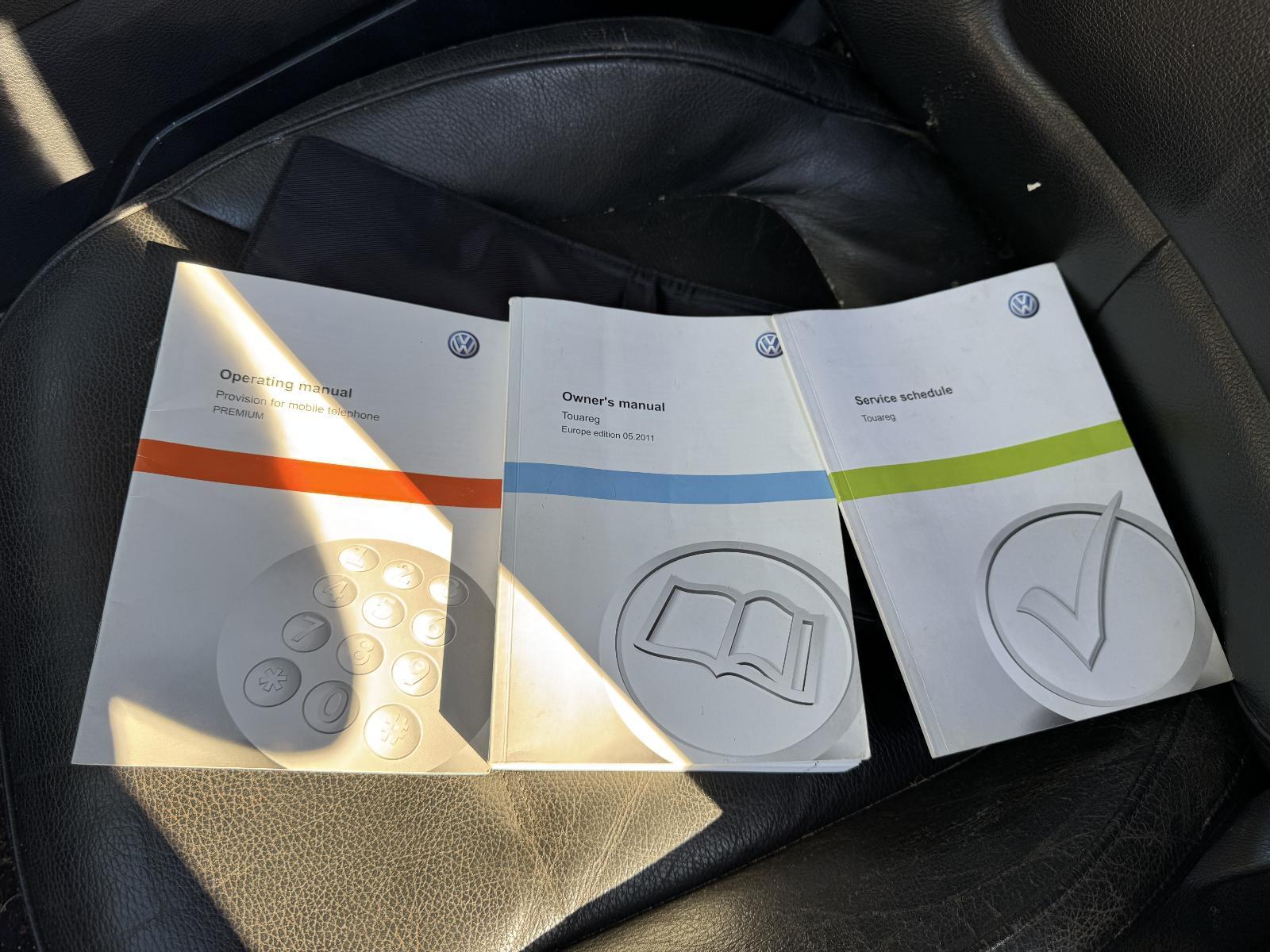 View Auto part Owners Handbook VOLKSWAGEN TOUAREG 2011