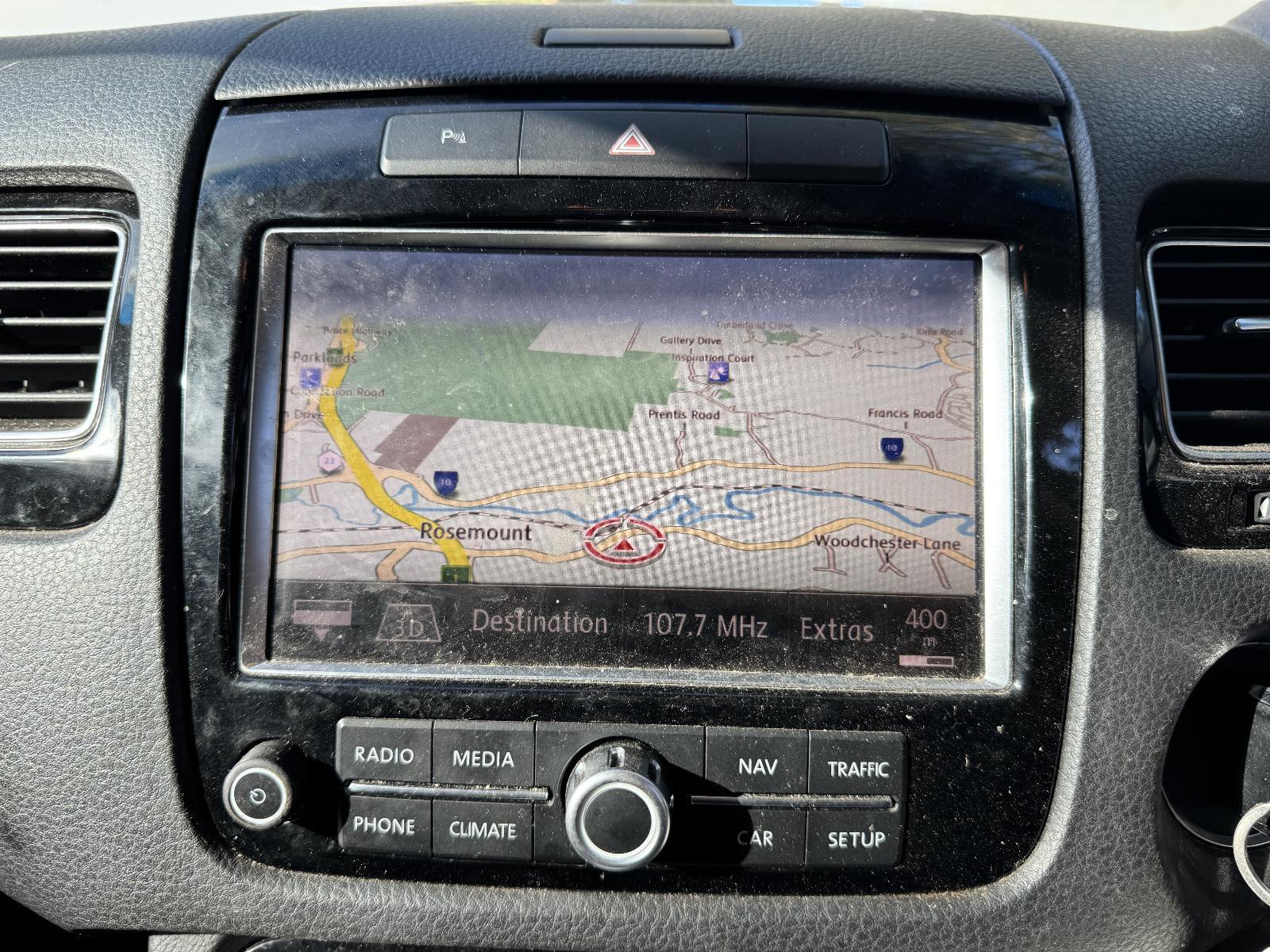 View Auto part Radio/Cd/Dvd/Sat/Tv VOLKSWAGEN TOUAREG 2011