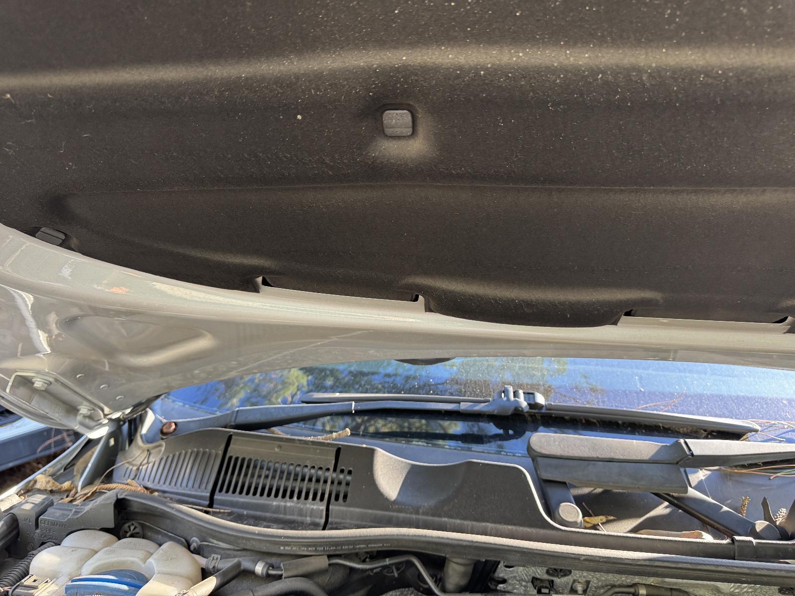 View Auto part Wiper Arm VOLKSWAGEN TOUAREG 2011