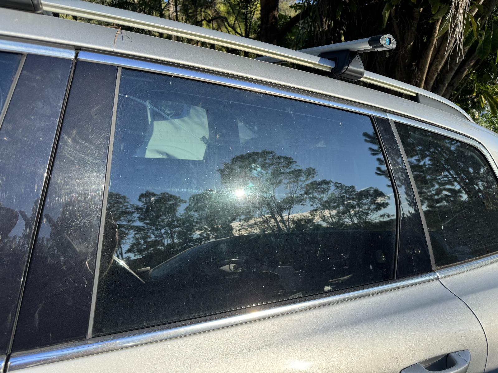 View Auto part Left Rear Door Window VOLKSWAGEN TOUAREG 2011