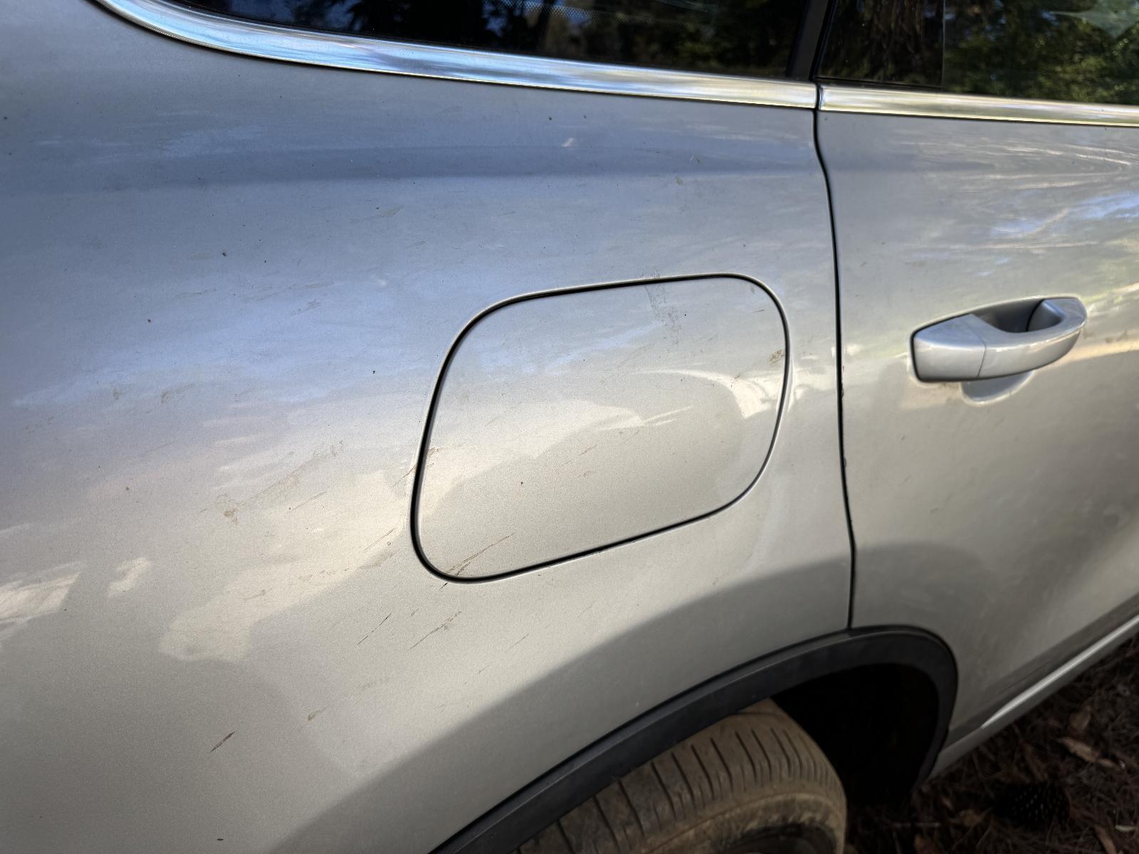 View Auto part Fuel Door / Filler VOLKSWAGEN TOUAREG 2011