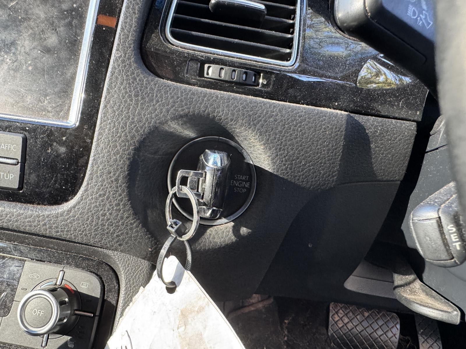 View Auto part Ignition W/ Key VOLKSWAGEN TOUAREG 2011