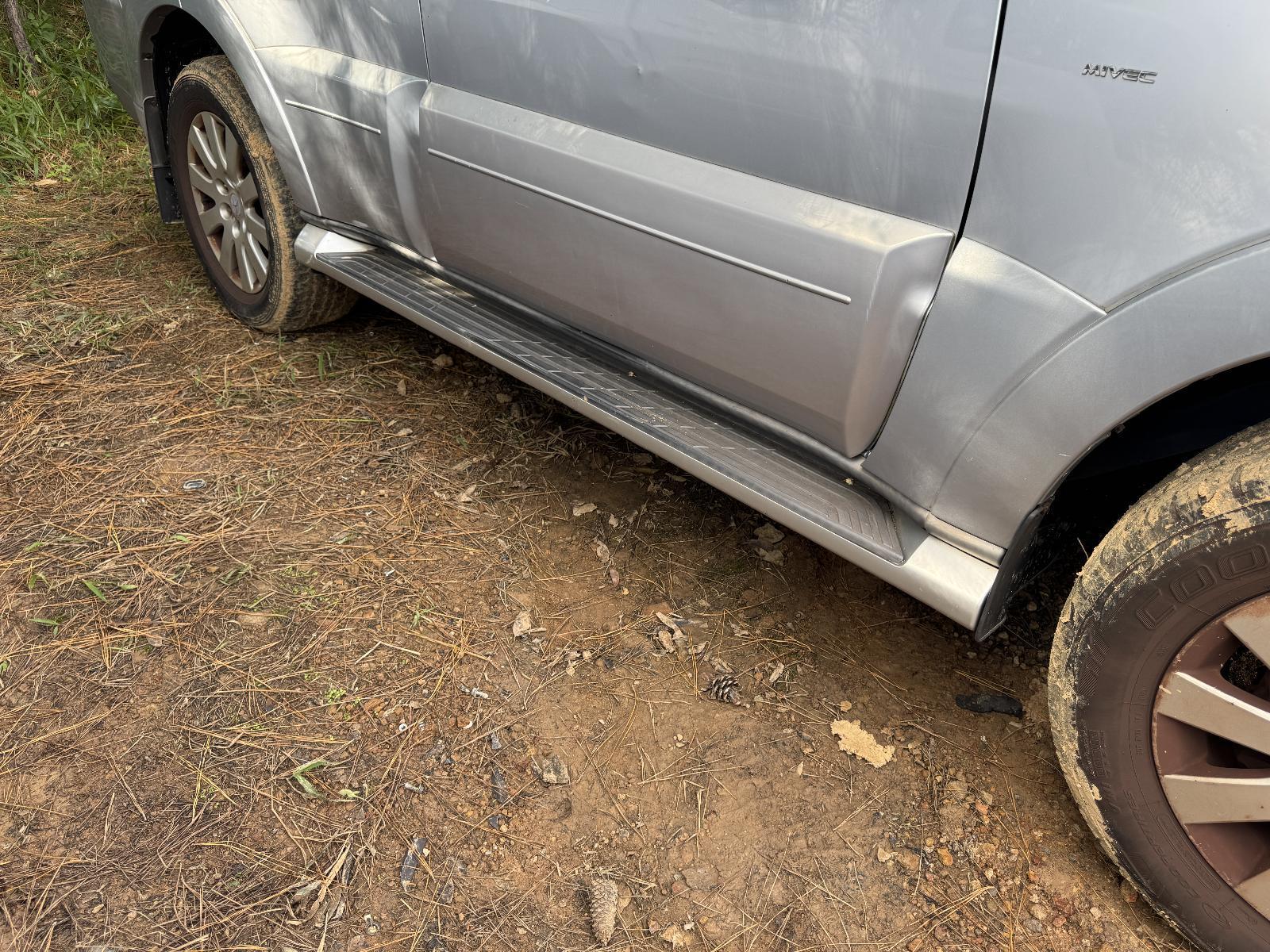 View Auto part Side Step/Skirt MITSUBISHI PAJERO 2007