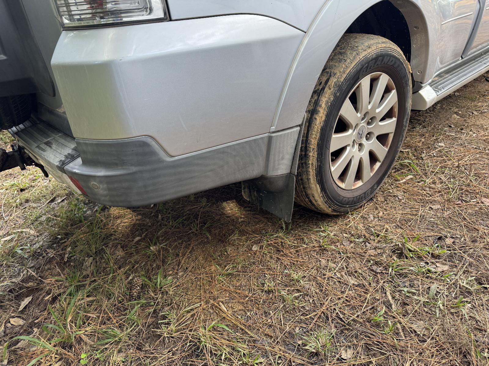 View Auto part Mud Flaps MITSUBISHI PAJERO 2007