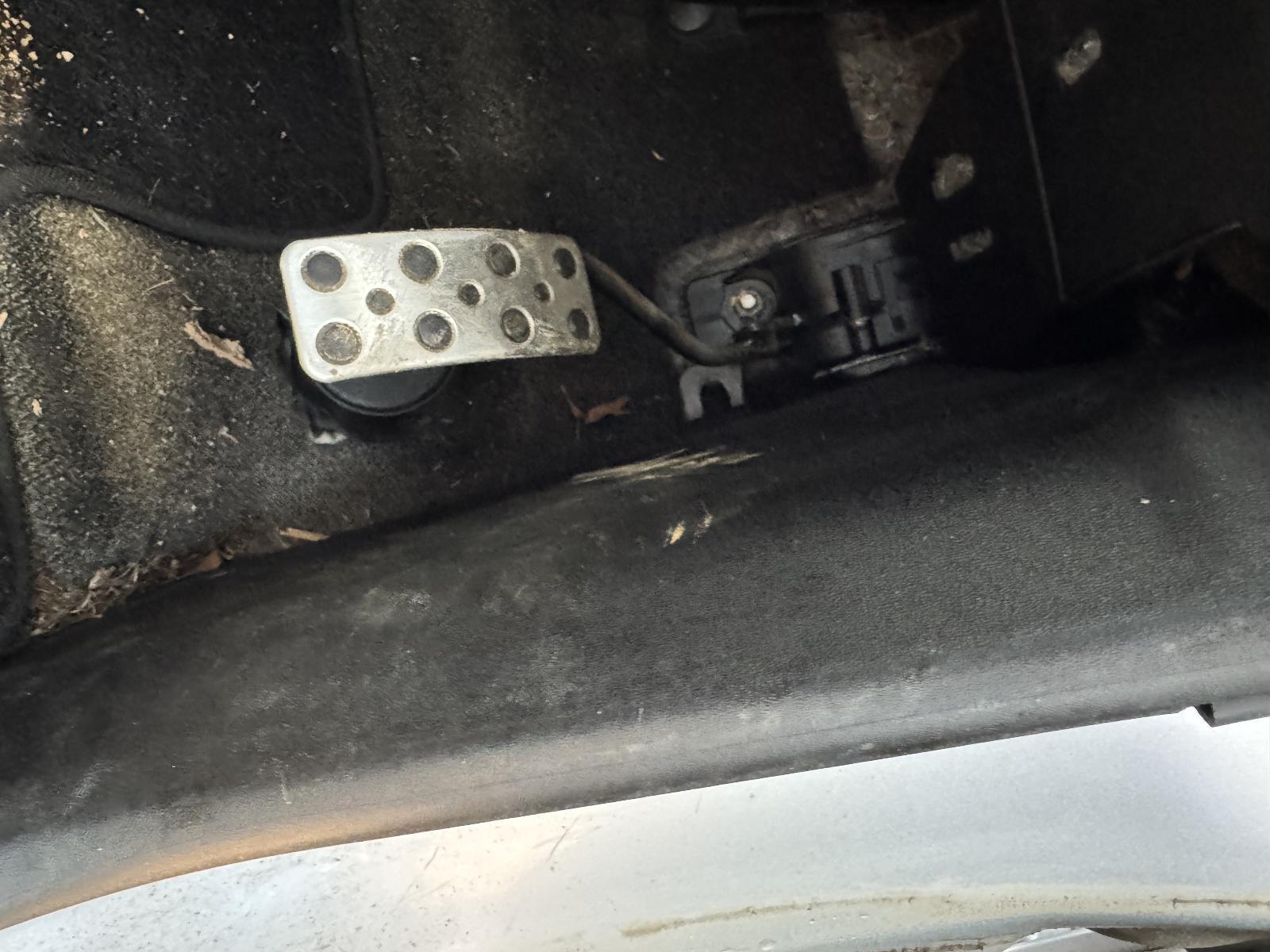 View Auto part Pedal Assembly MITSUBISHI PAJERO 2007