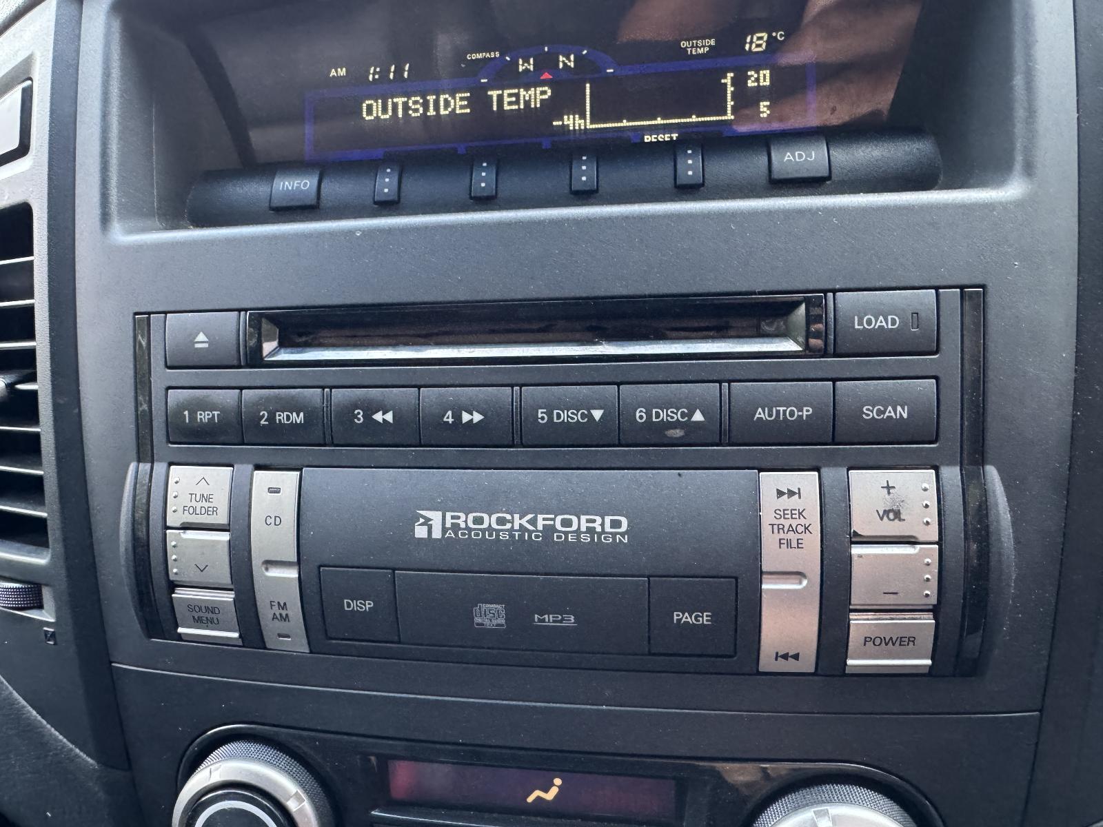 View Auto part Radio/Cd/Dvd/Sat/Tv MITSUBISHI PAJERO 2007