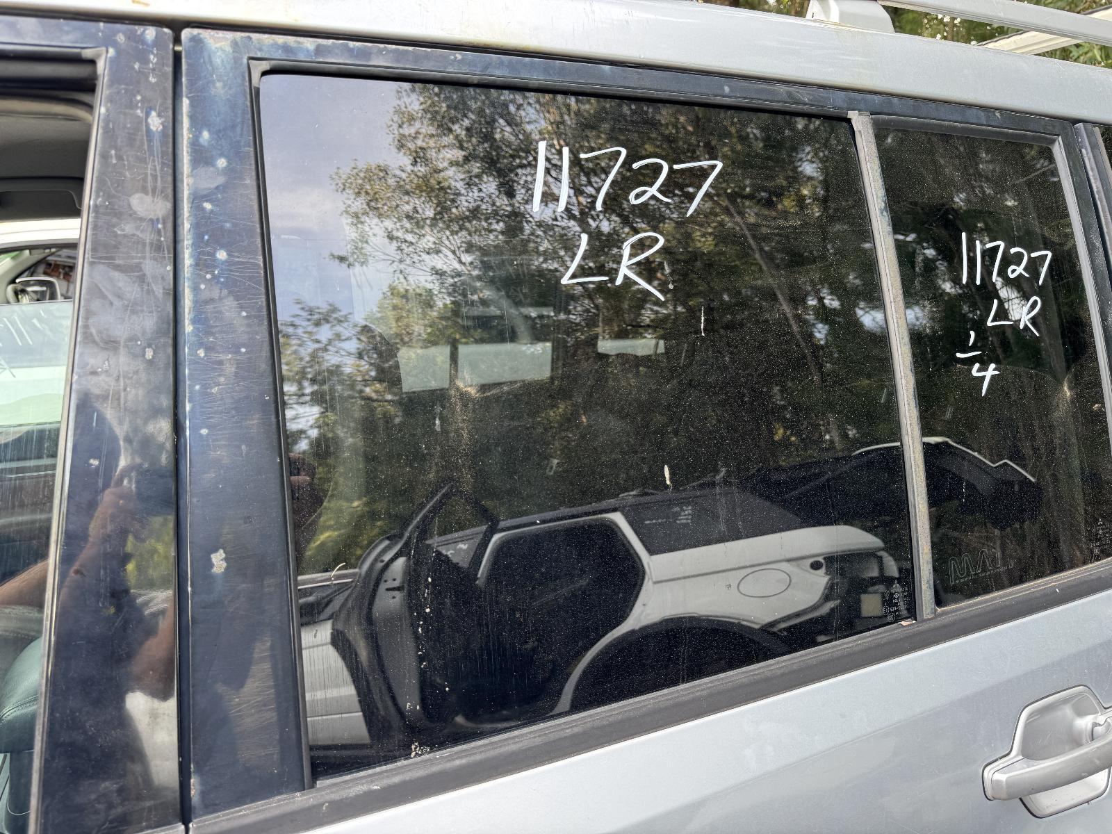 View Auto part Left Rear Door Window MITSUBISHI PAJERO 2007