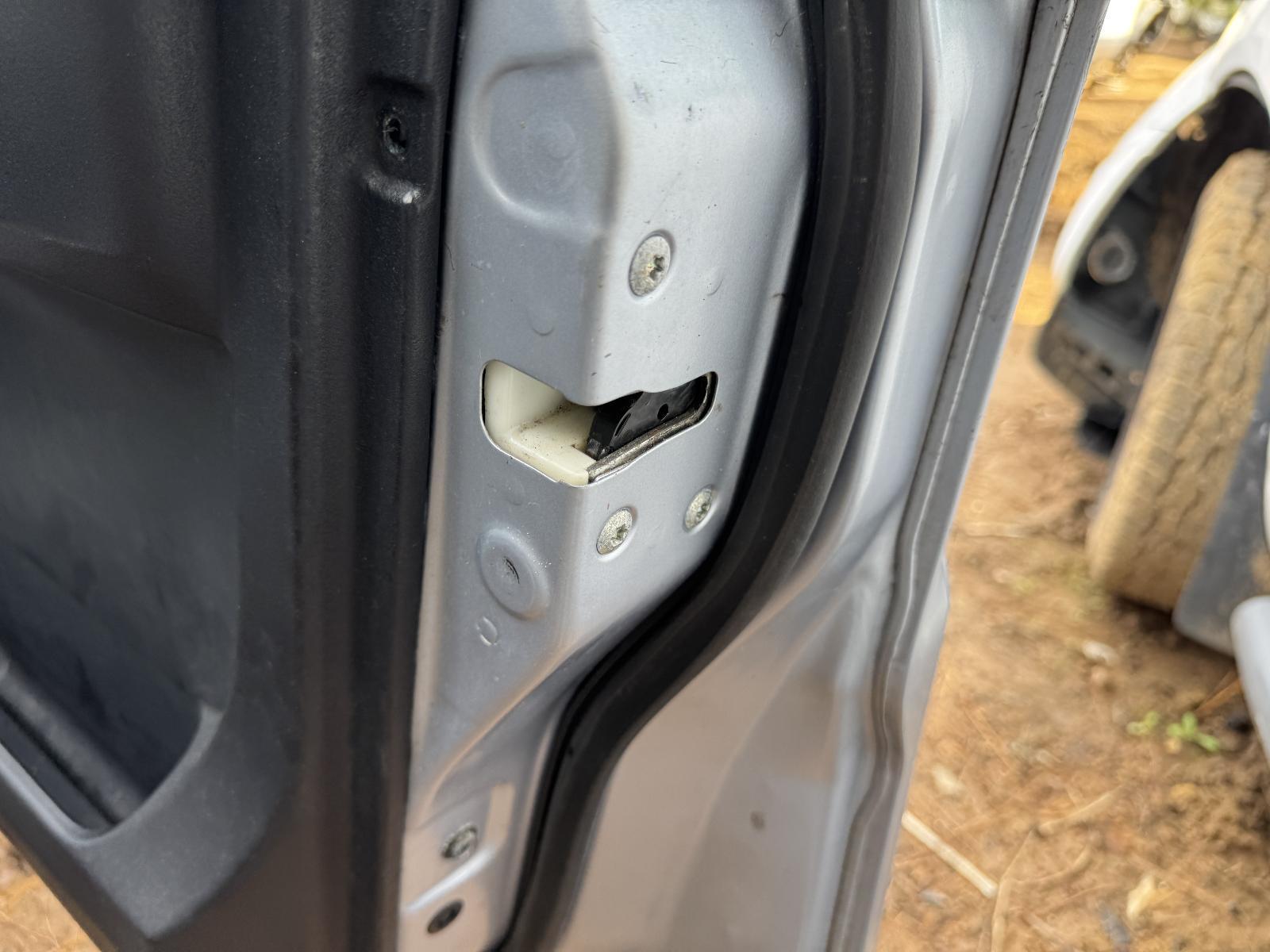 View Auto part Door/Boot/Gate Lock MITSUBISHI PAJERO 2007
