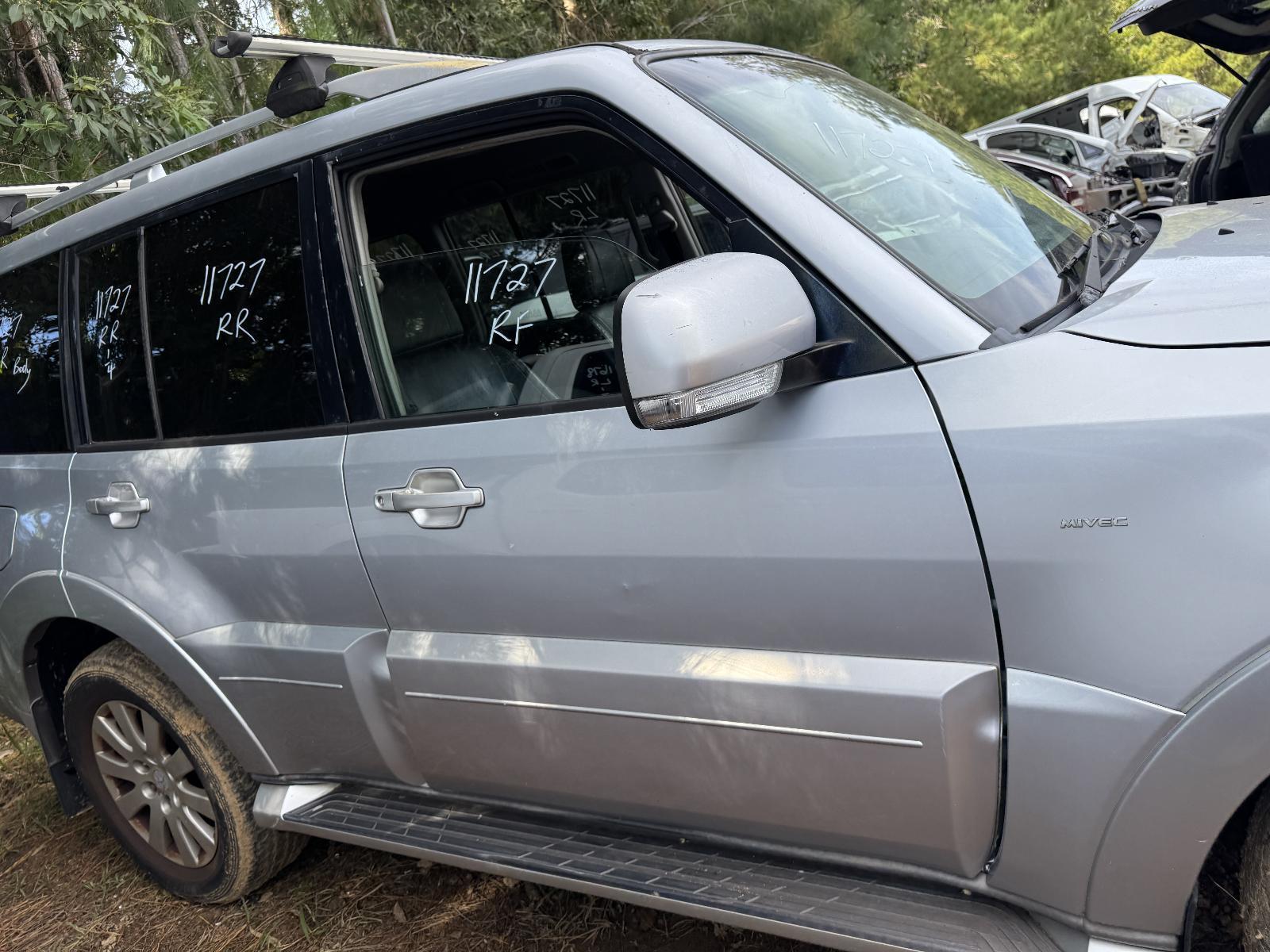 View Auto part Right Front Door MITSUBISHI PAJERO 2007