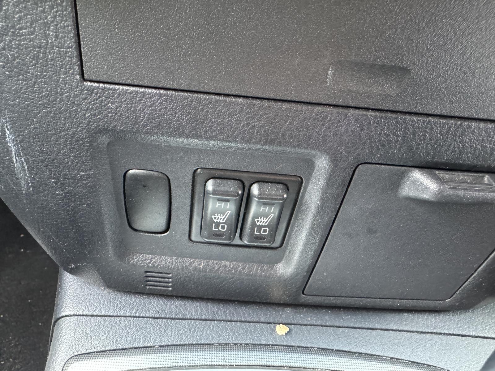 View Auto part Misc Switch/Relay MITSUBISHI PAJERO 2007