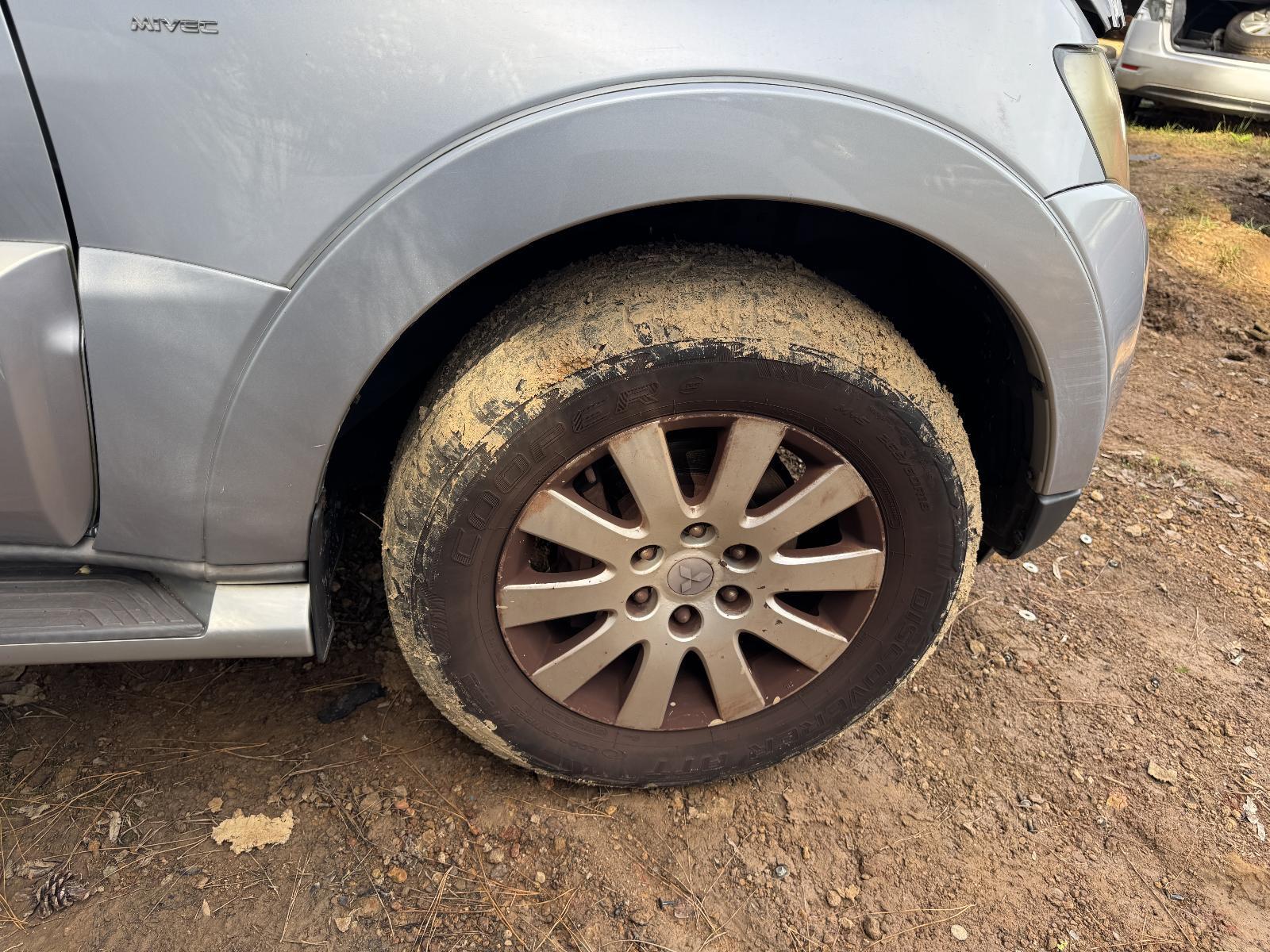 View Auto part Wheel Arch Flare MITSUBISHI PAJERO 2007