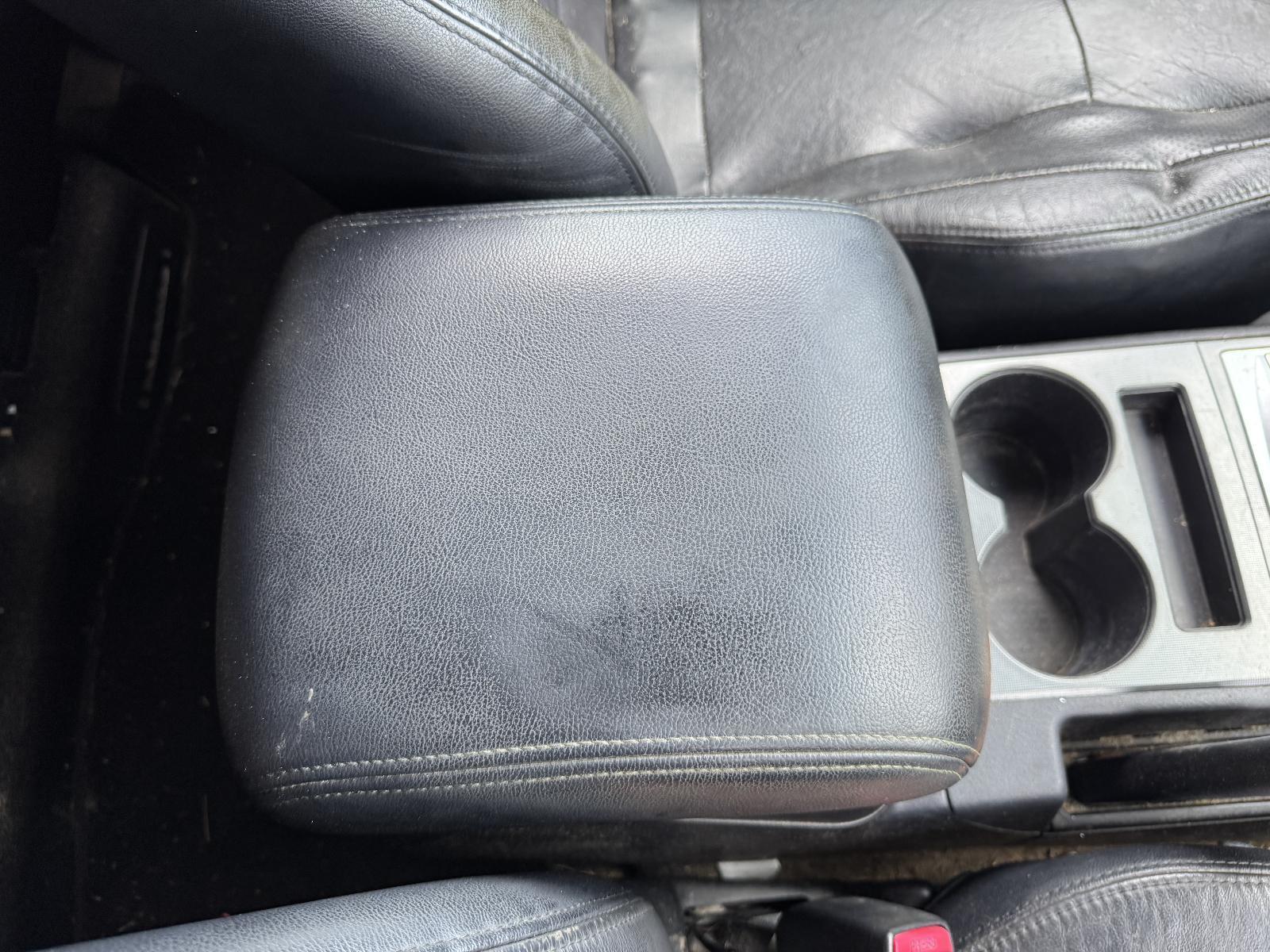 View Auto part Console MITSUBISHI PAJERO 2007