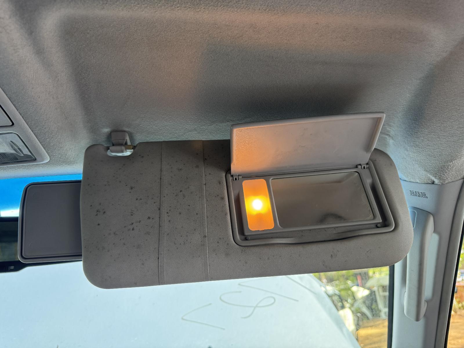 View Auto part Sunvisor MITSUBISHI PAJERO 2007