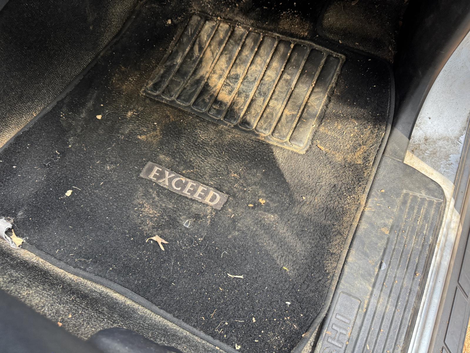 View Auto part Floor Mats MITSUBISHI PAJERO 2007