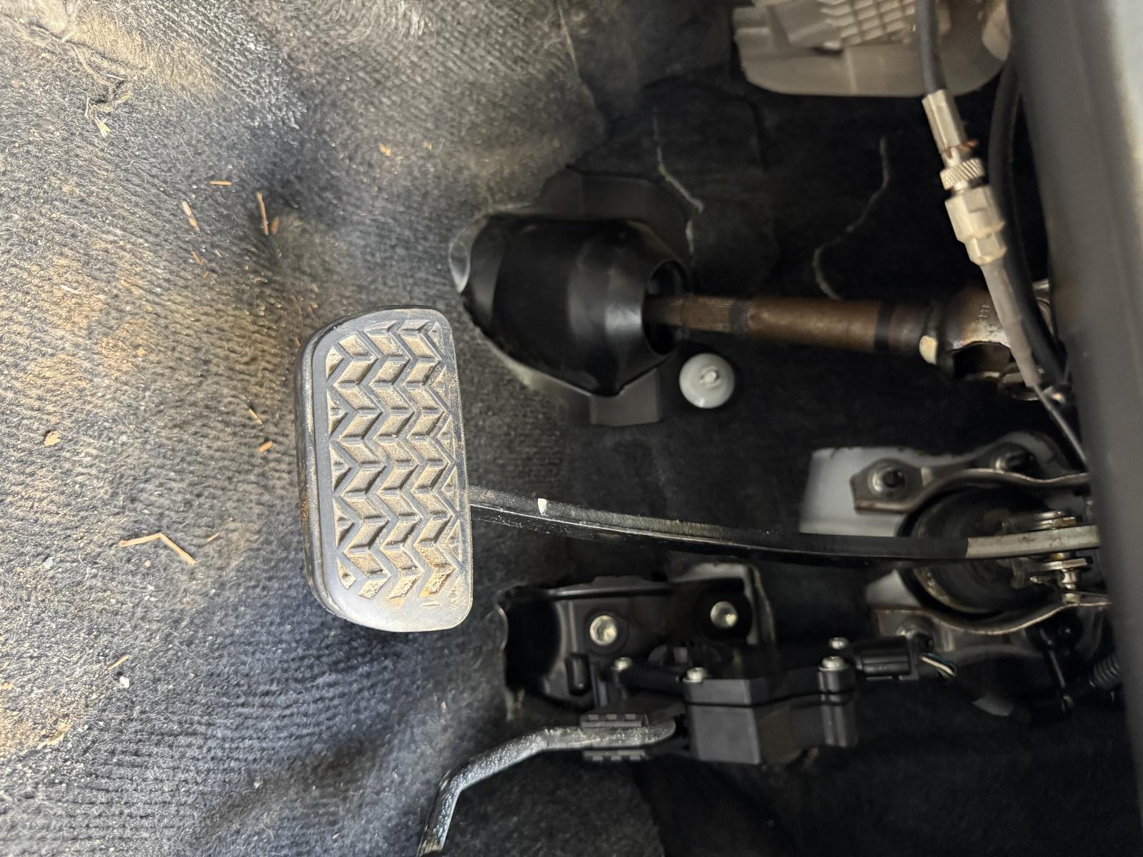 View Auto part Pedal Assembly TOYOTA YARIS 2006