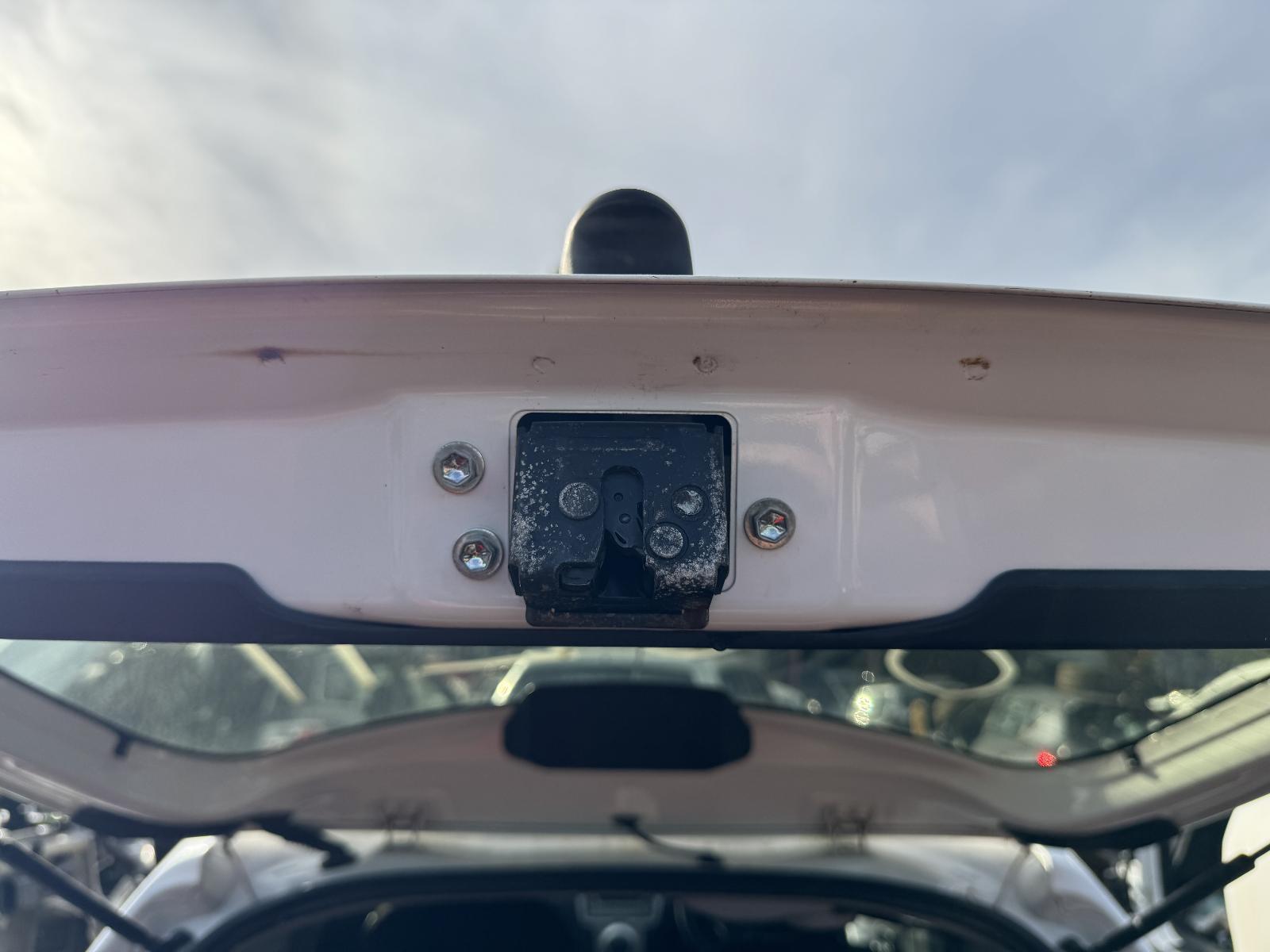 View Auto part Door/Boot/Gate Lock TOYOTA YARIS 2006