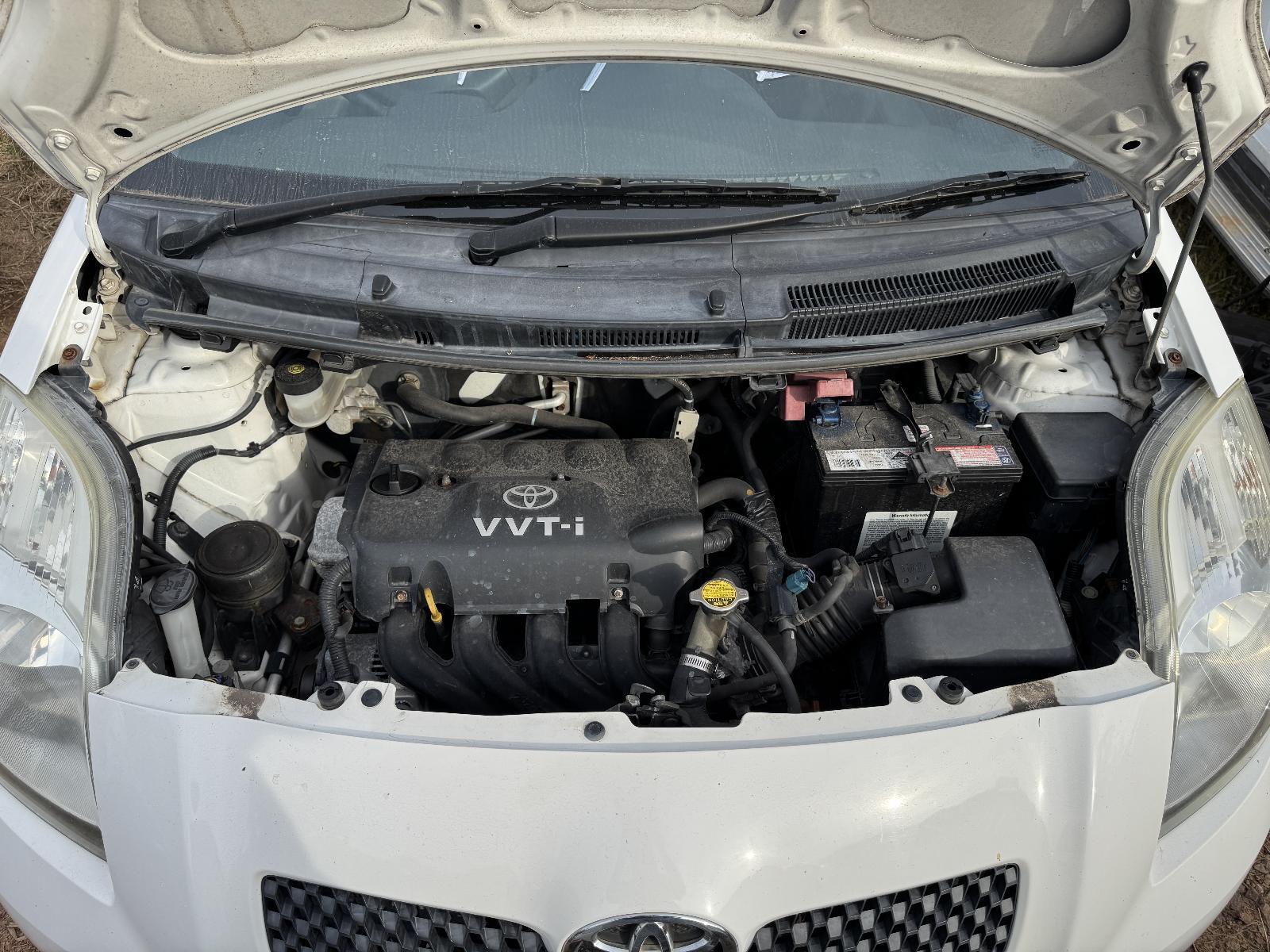 View Auto part Engine TOYOTA YARIS 2006