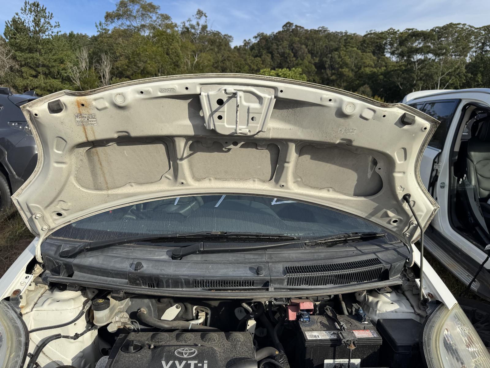 View Auto part Plenum Chamber TOYOTA YARIS 2006