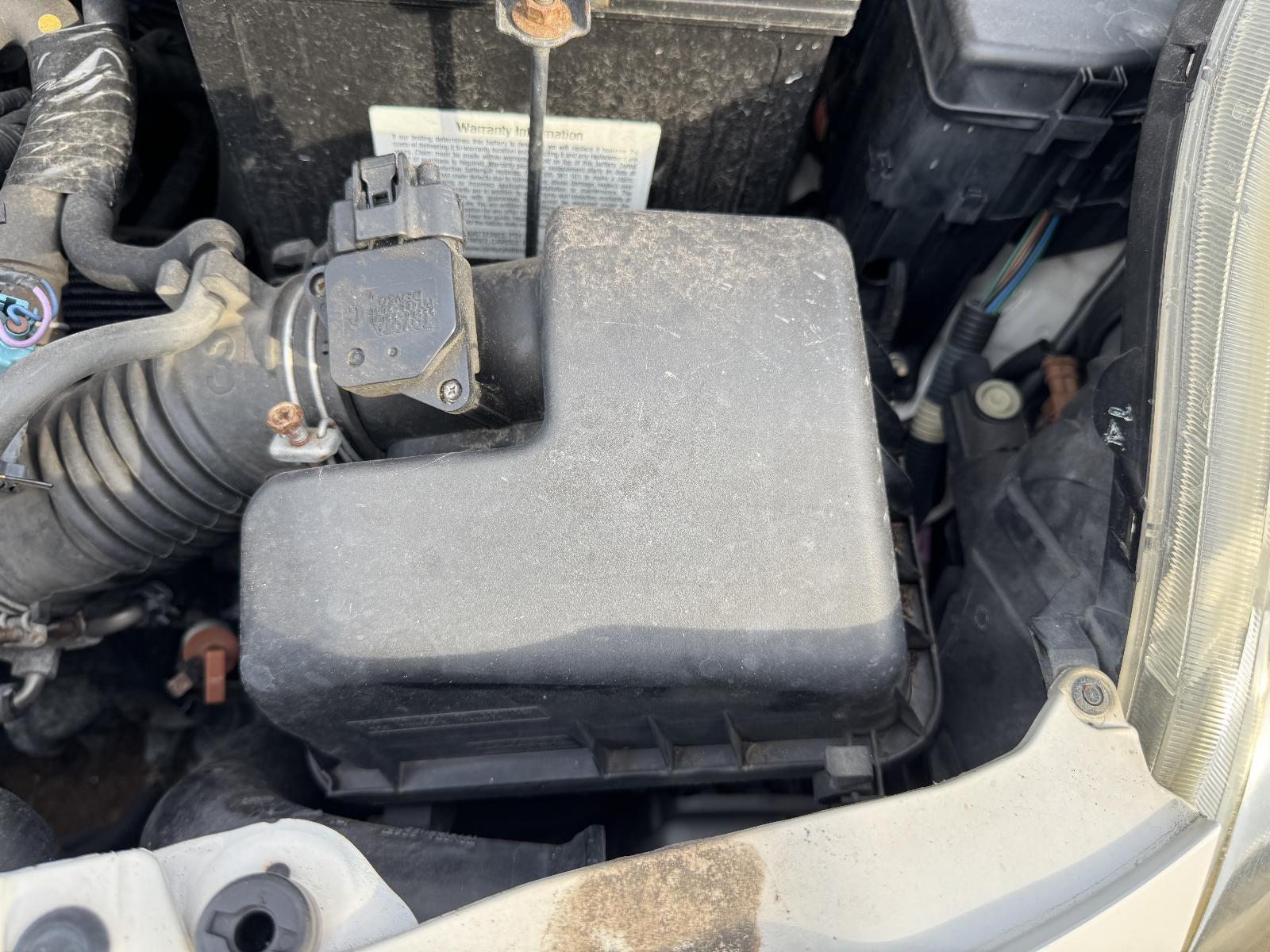View Auto part Air Cleaner/Box TOYOTA YARIS 2006