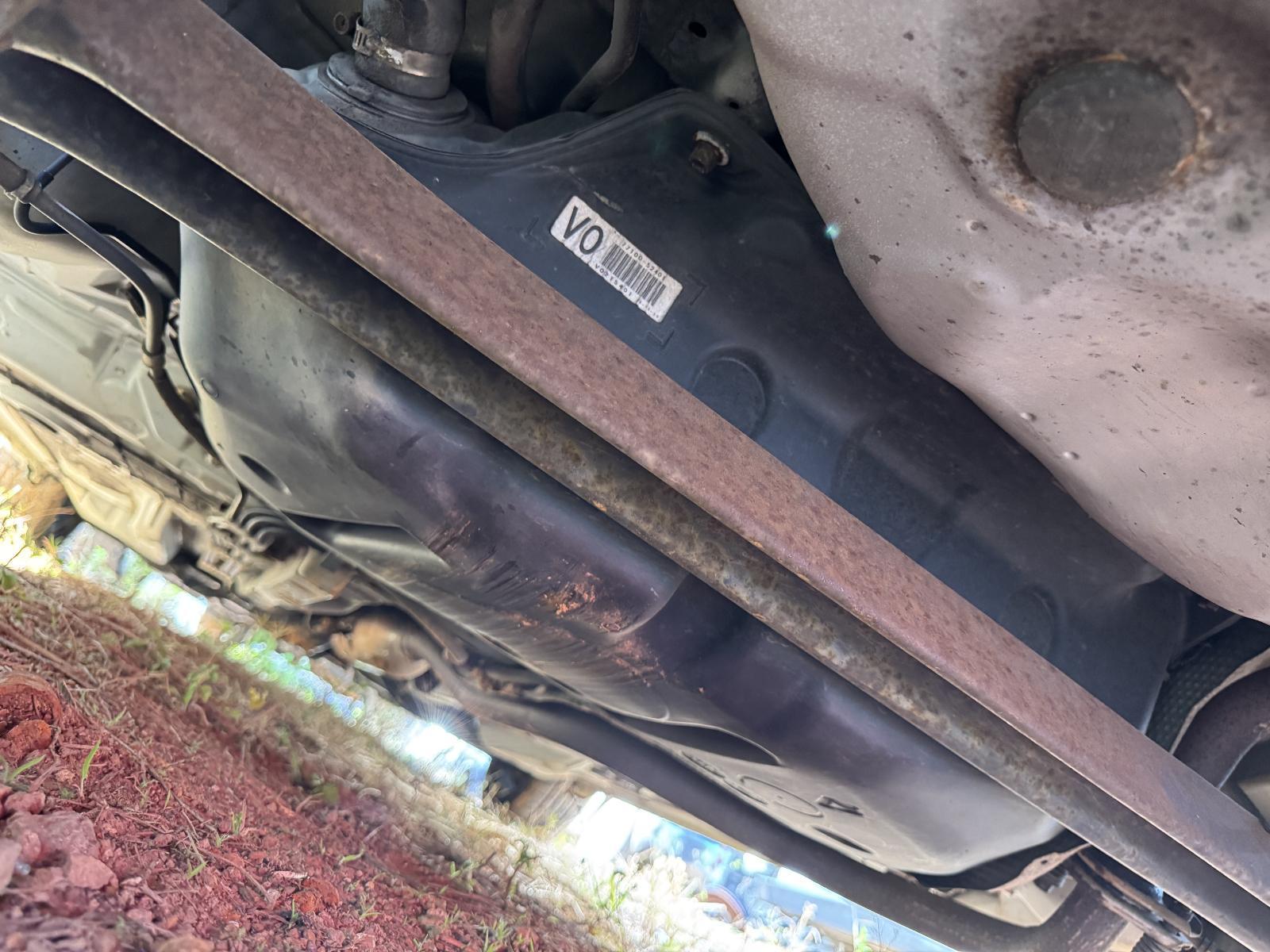 View Auto part Fuel Tank TOYOTA YARIS 2006