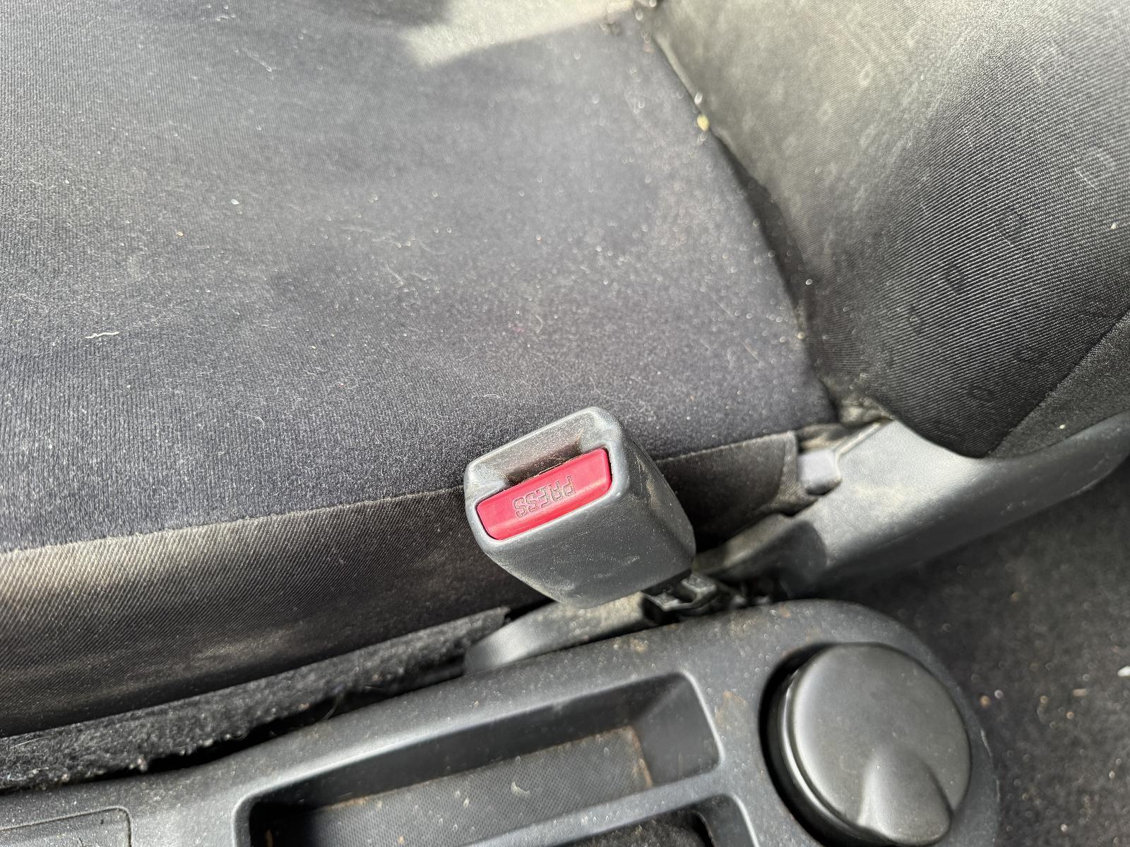 View Auto part Seatbelt/Stalk TOYOTA YARIS 2006