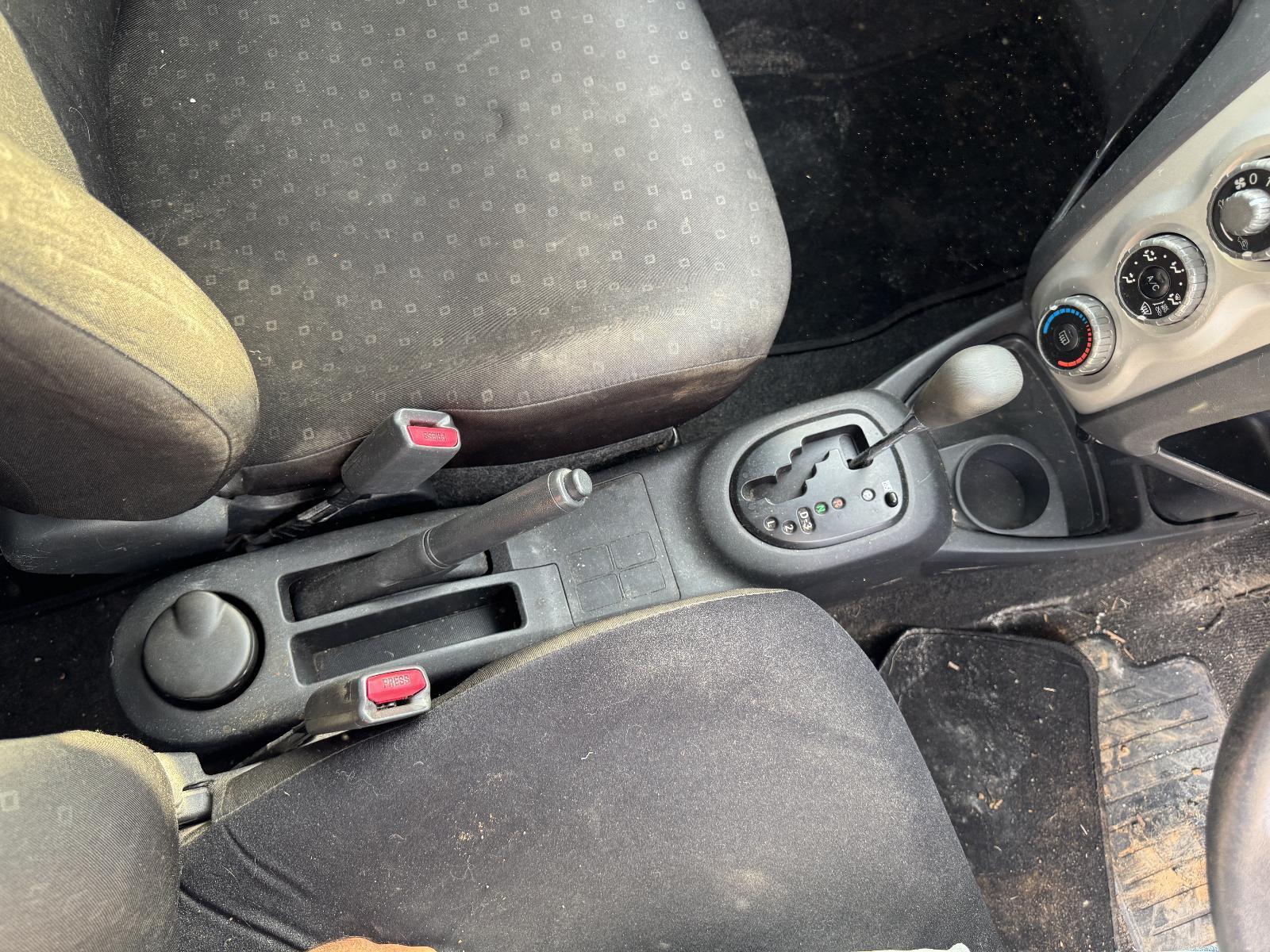 View Auto part Console TOYOTA YARIS 2006