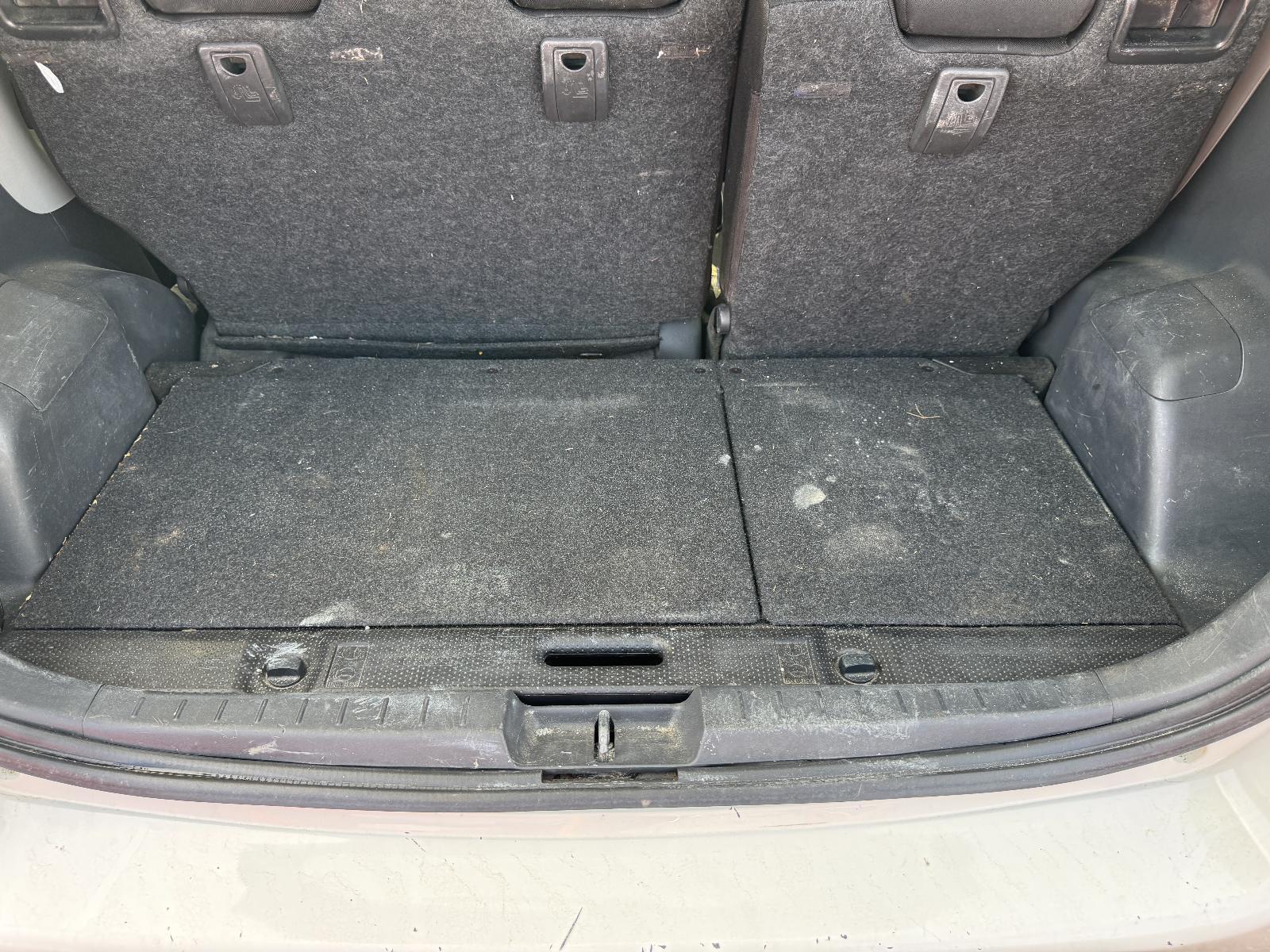 View Auto part Floor Mats TOYOTA YARIS 2006
