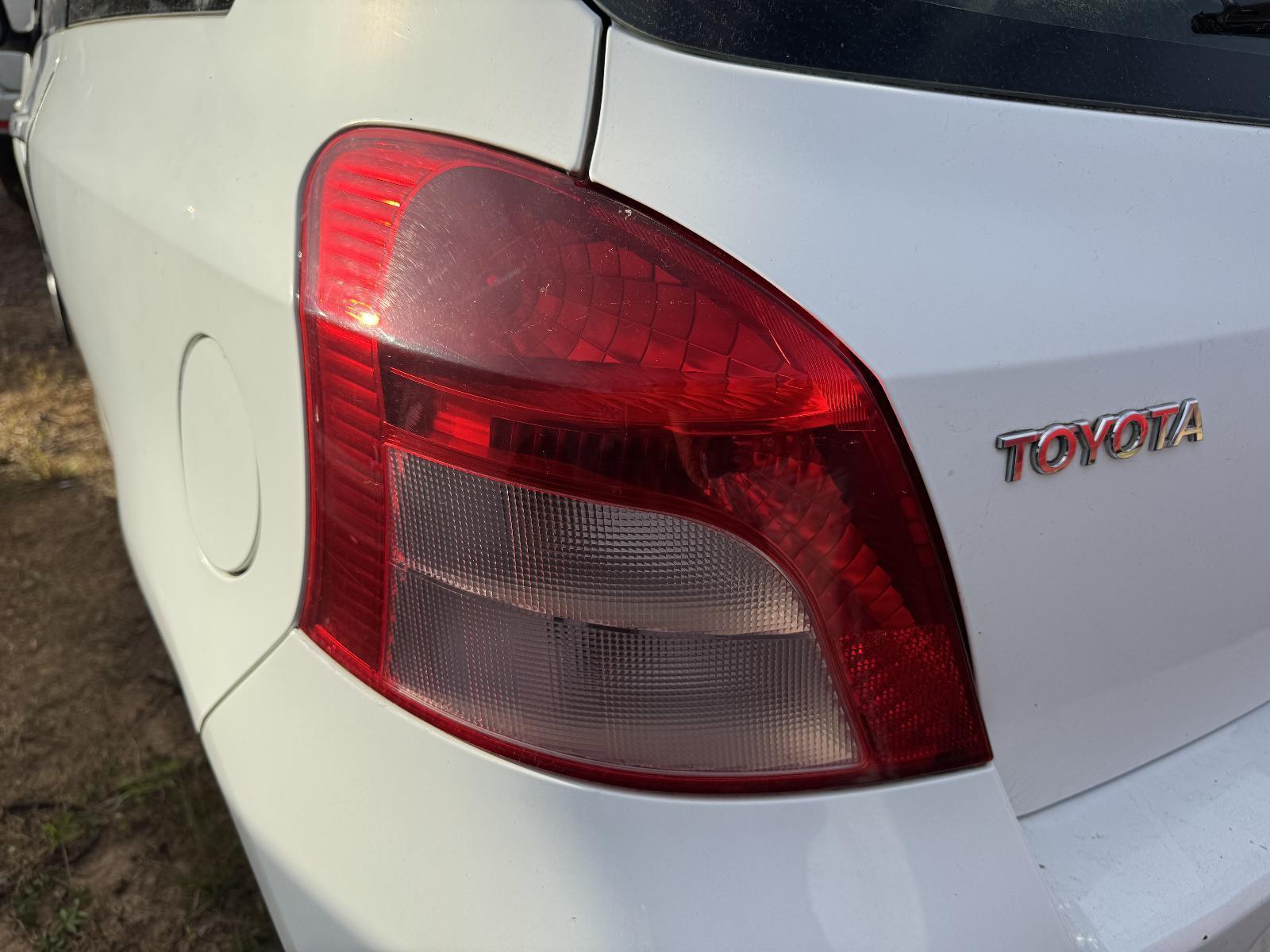 View Auto part Left Taillight TOYOTA YARIS 2006