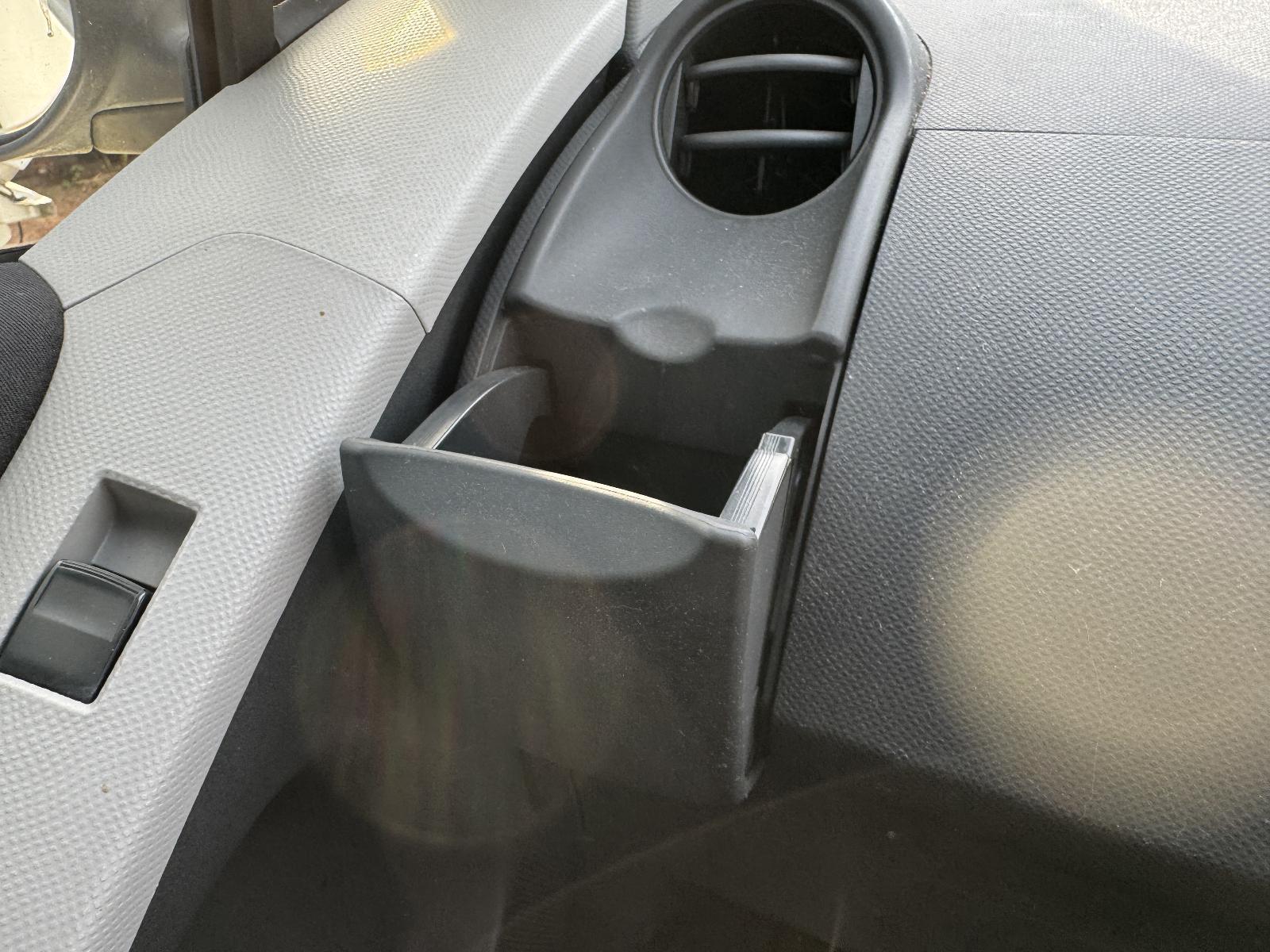 View Auto part Misc TOYOTA YARIS 2006