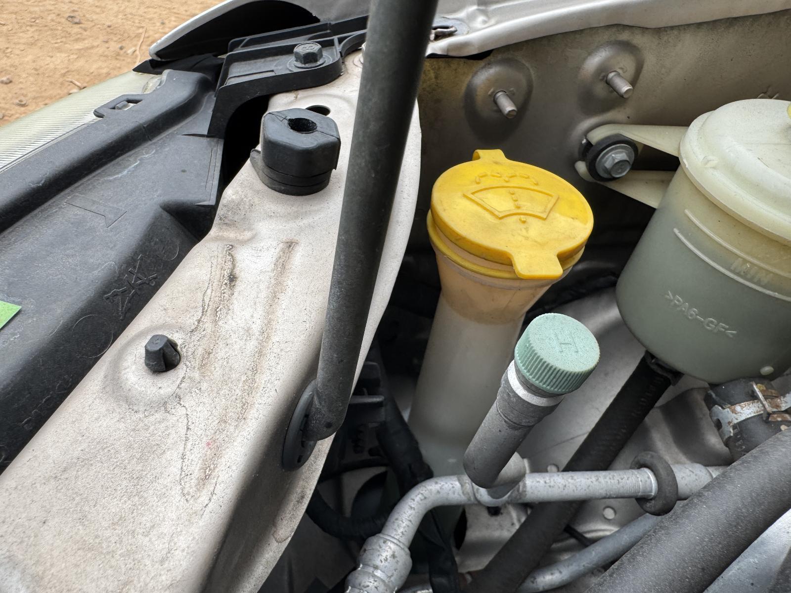 View Auto part Washer Bottle FORD ESCAPE 2007