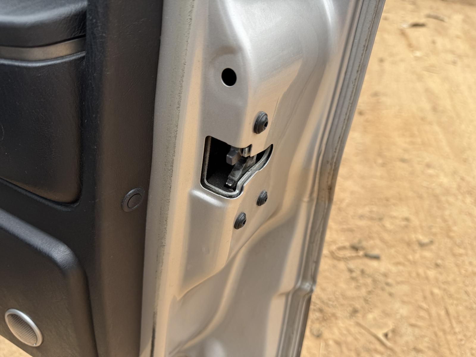 View Auto part Door/Boot/Gate Lock FORD ESCAPE 2007
