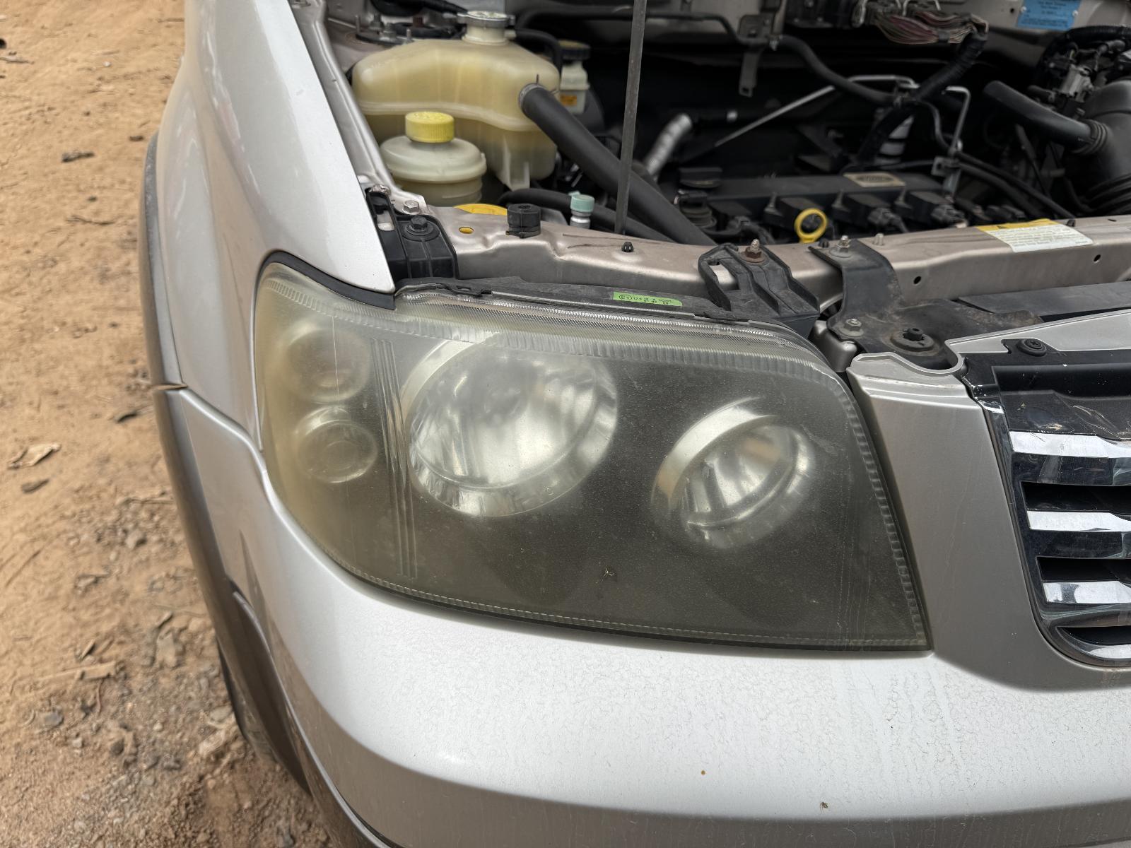 View Auto part Right Headlamp FORD ESCAPE 2007