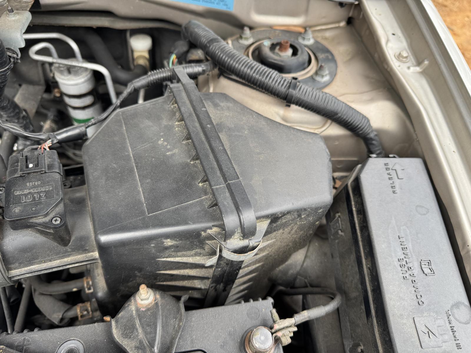 View Auto part Air Cleaner/Box FORD ESCAPE 2007
