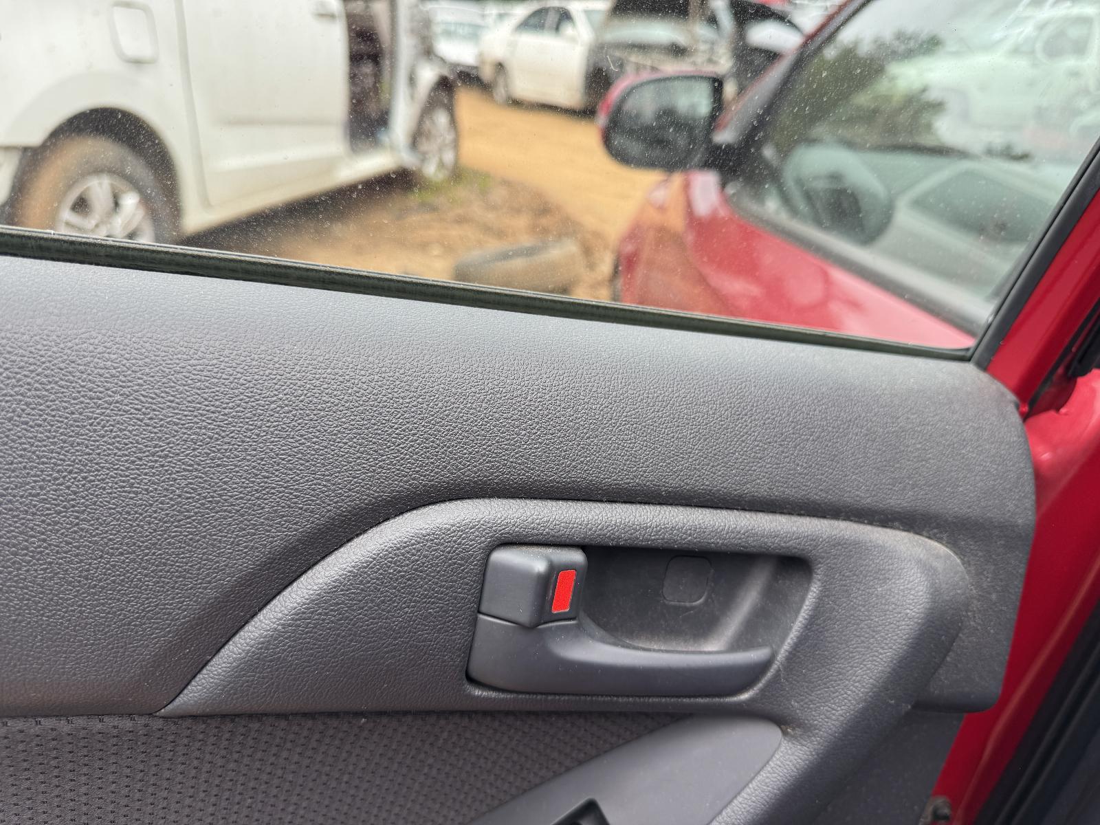 View Auto part Door Handle KIA CERATO 2013
