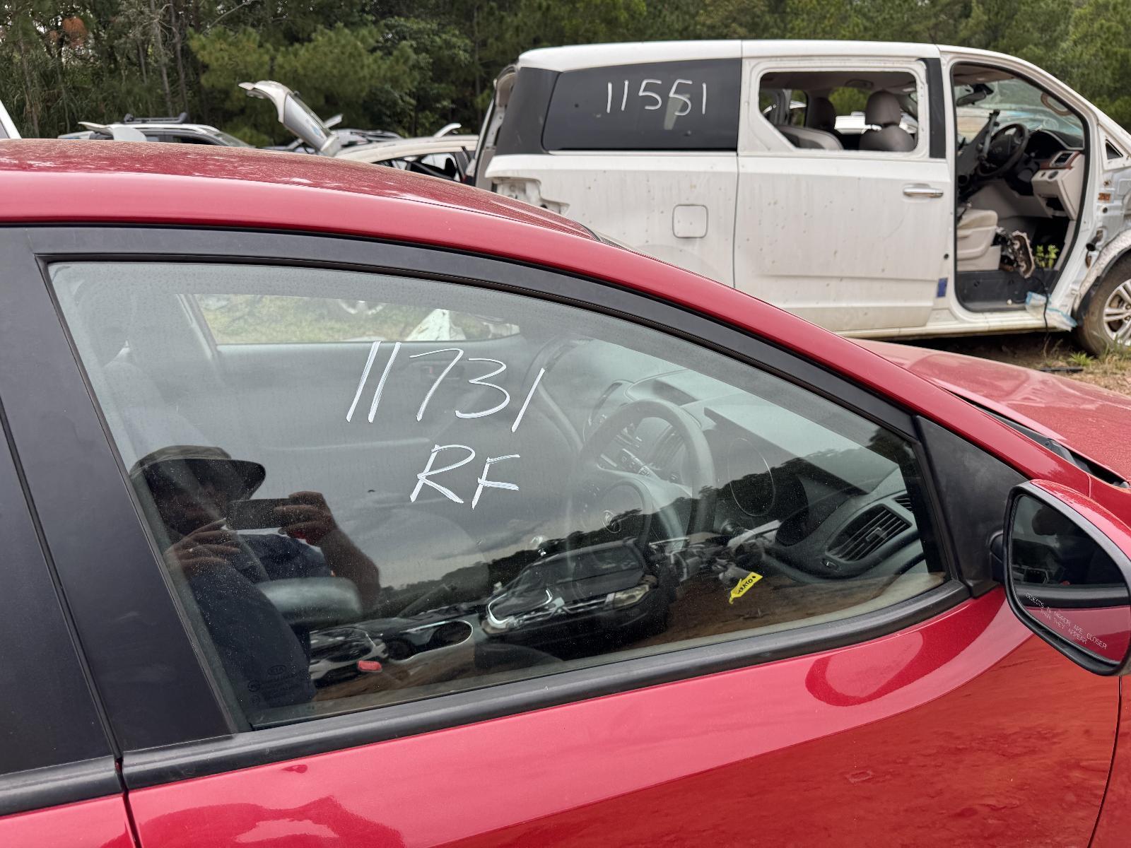 View Auto part Right Front Door Window KIA CERATO 2013
