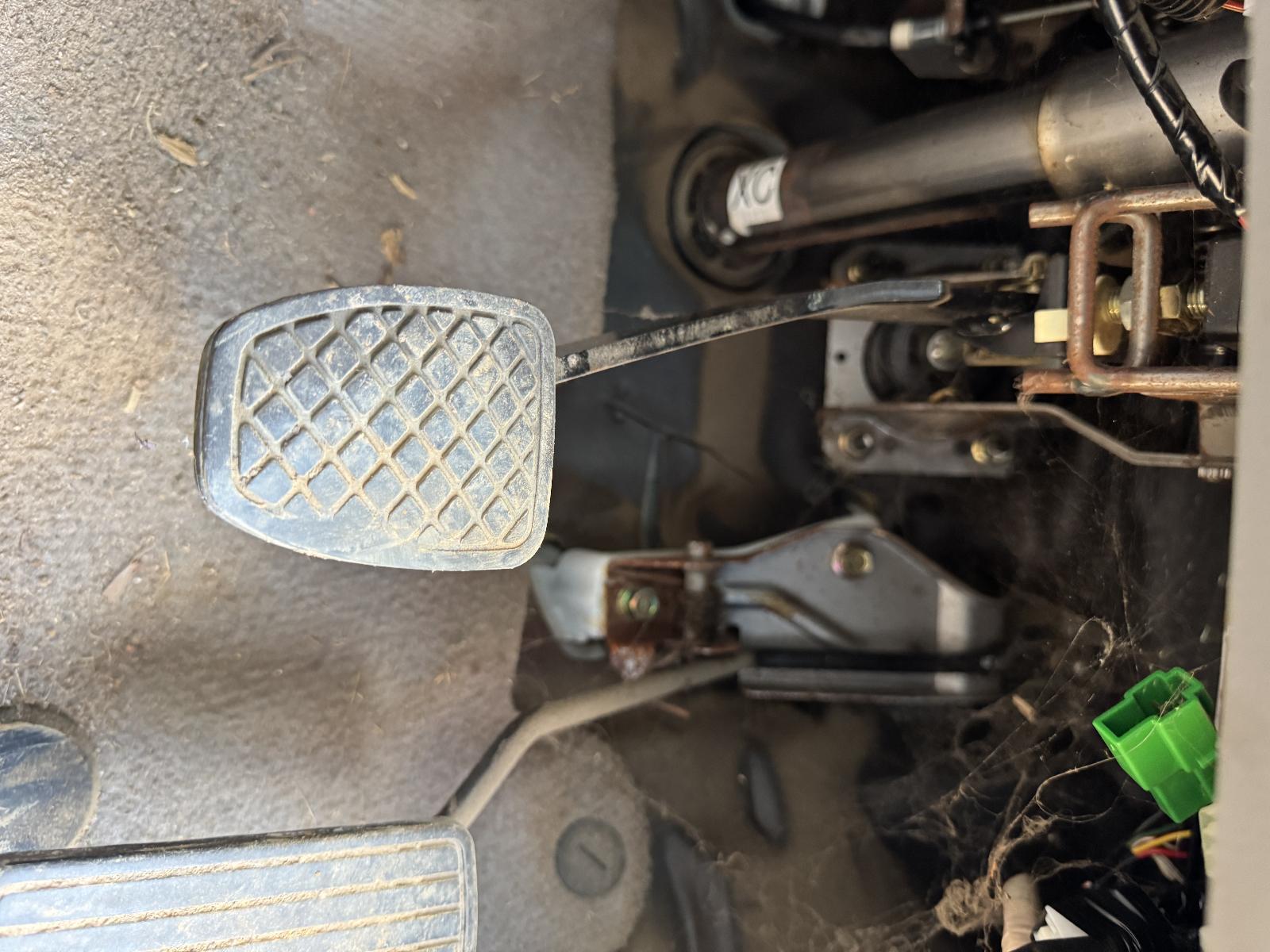 View Auto part Pedal Assembly SUBARU FORESTER 2004