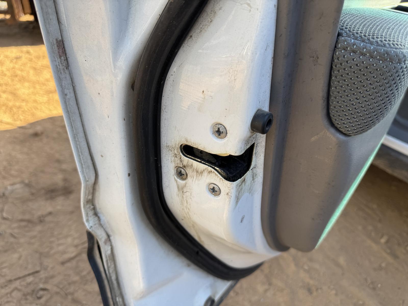 View Auto part Door/Boot/Gate Lock SUBARU FORESTER 2004