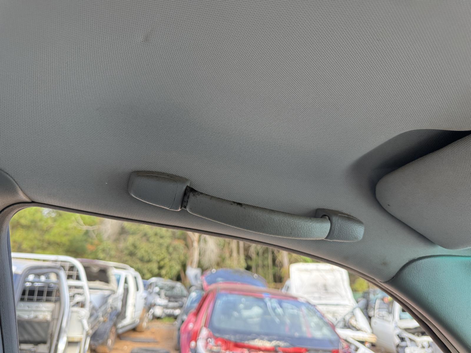 View Auto part Grab Handle SUBARU FORESTER 2004