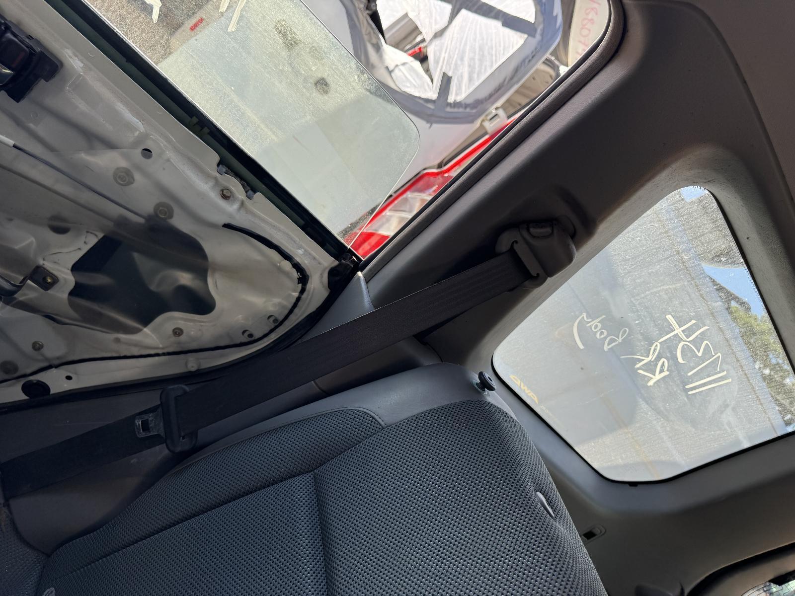 View Auto part Seatbelt/Stalk SUBARU FORESTER 2004