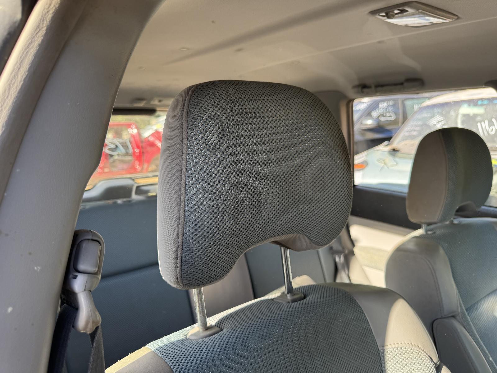View Auto part Headrest SUBARU FORESTER 2004