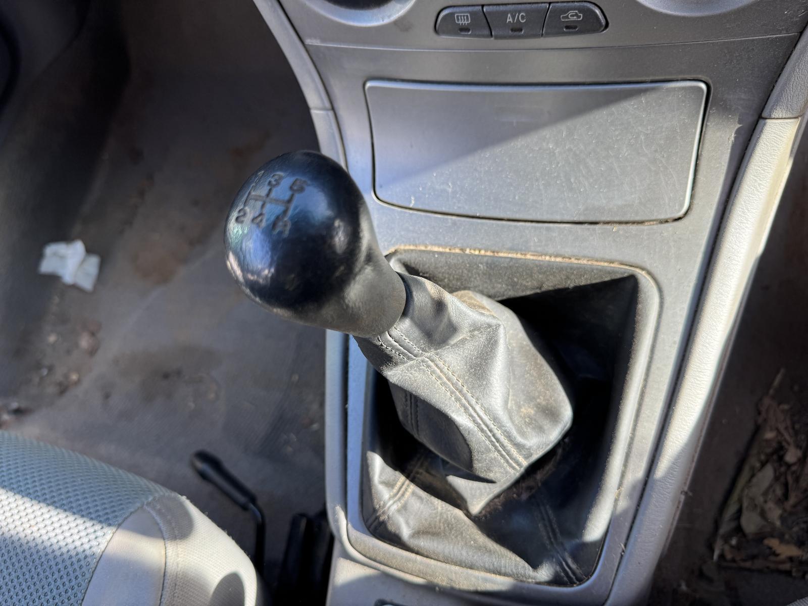 View Auto part Gear Stick/Shifter SUBARU FORESTER 2004