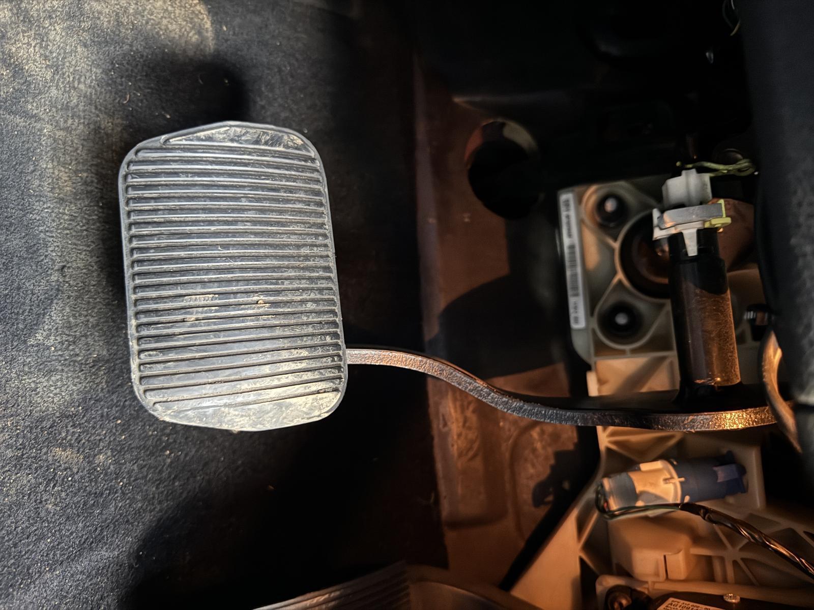 View Auto part Pedal Assembly FORD TERRITORY 2011