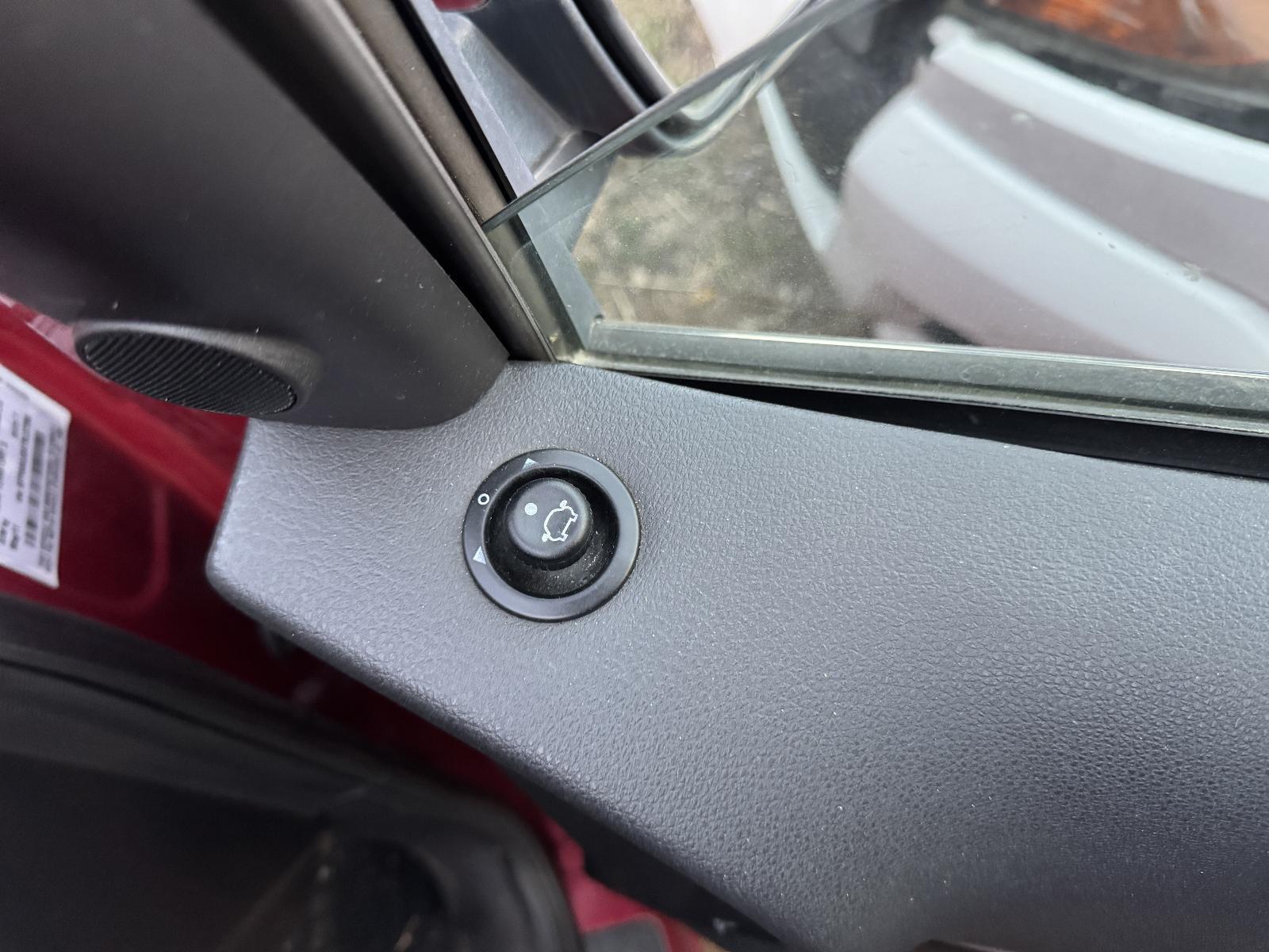 View Auto part Misc Switch/Relay FORD TERRITORY 2011