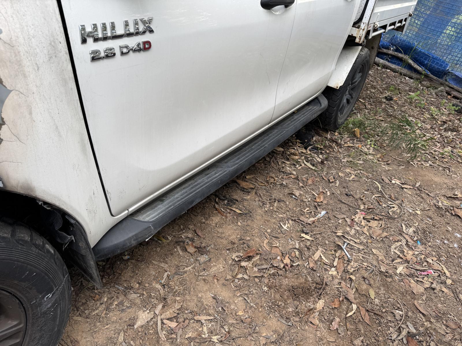 View Auto part Side Step/Skirt TOYOTA HILUX 2019