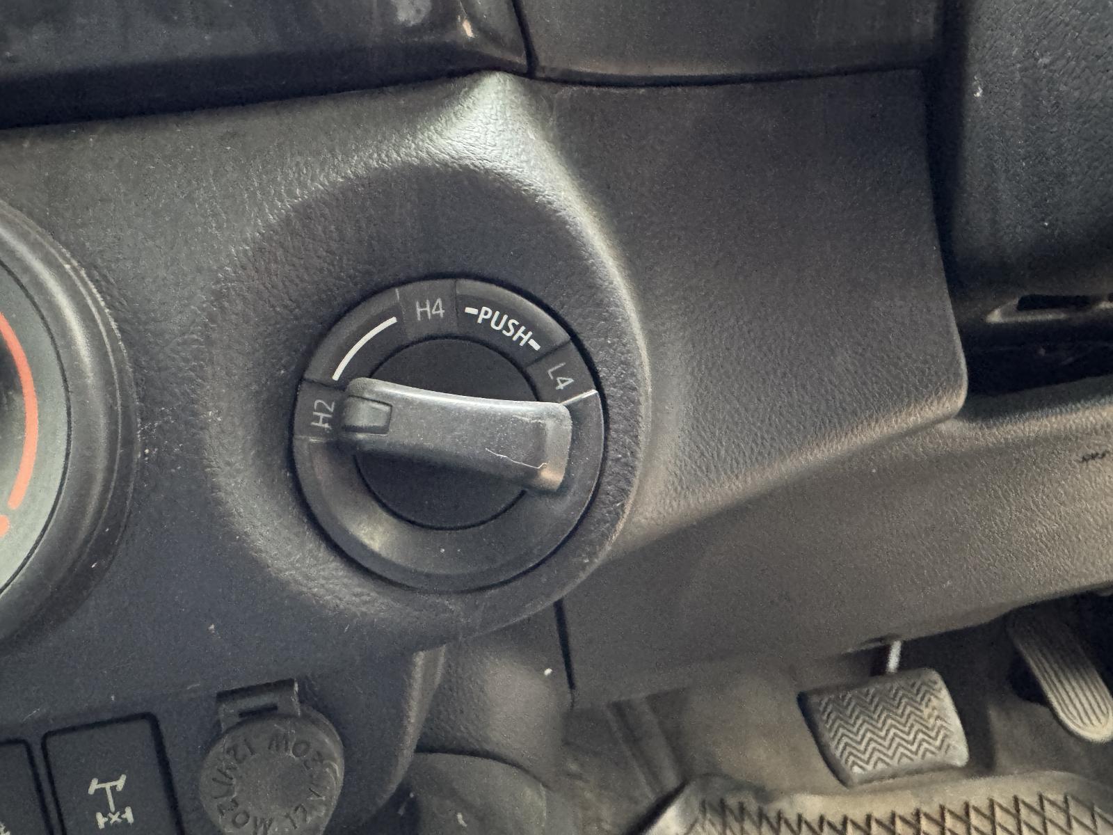 View Auto part Misc Switch/Relay TOYOTA HILUX 2019