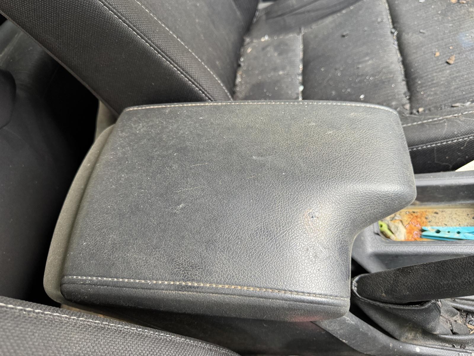 View Auto part Console TOYOTA HILUX 2019