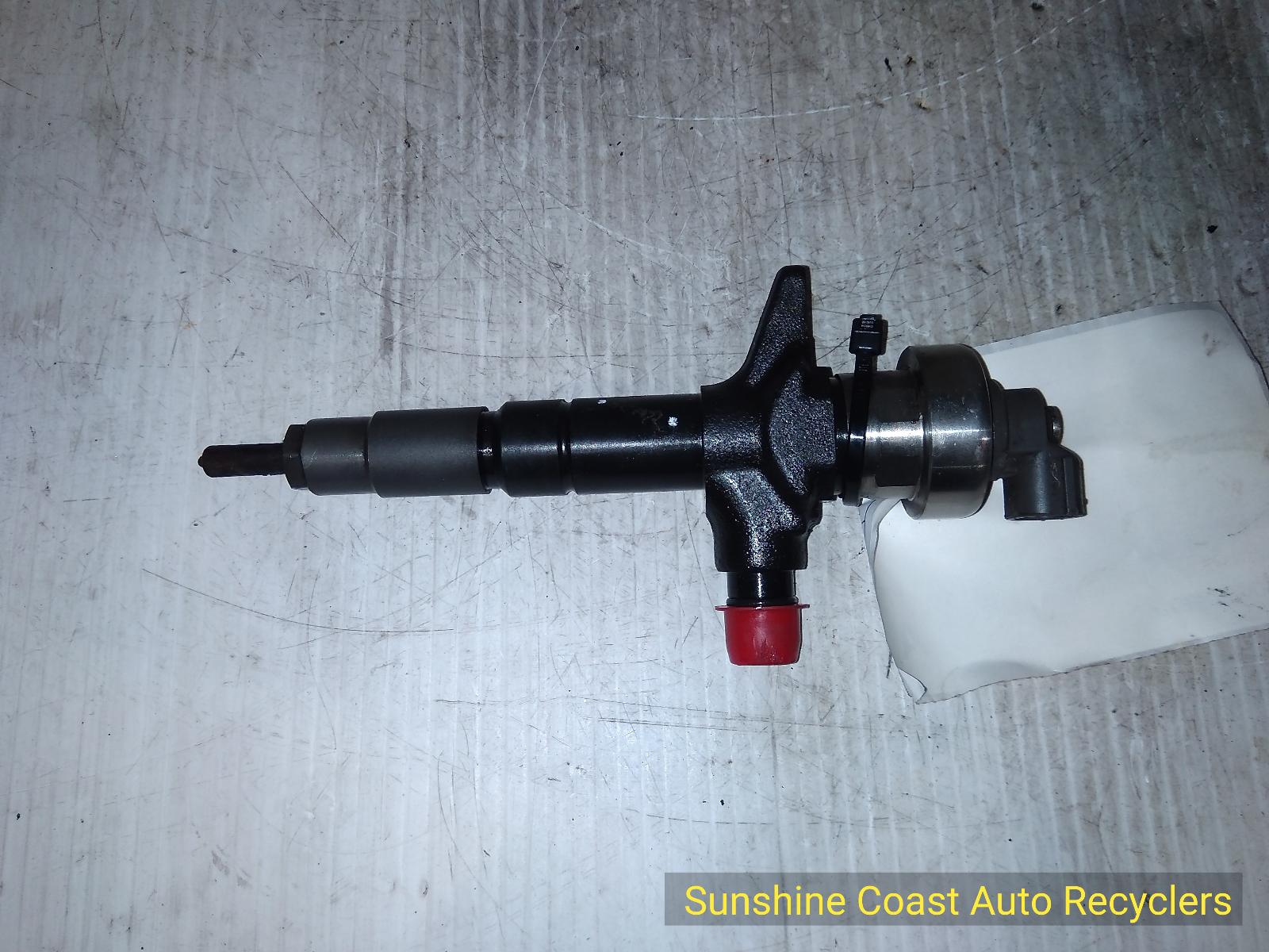 View Auto part Fuel Injector ISUZU DMAX 2011