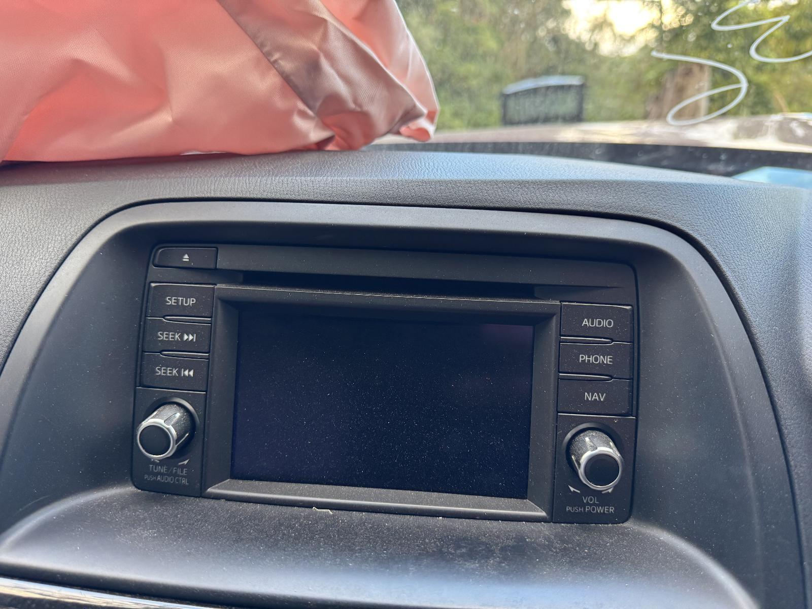 View Auto part Radio/Cd/Dvd/Sat/Tv MAZDA CX5 2012
